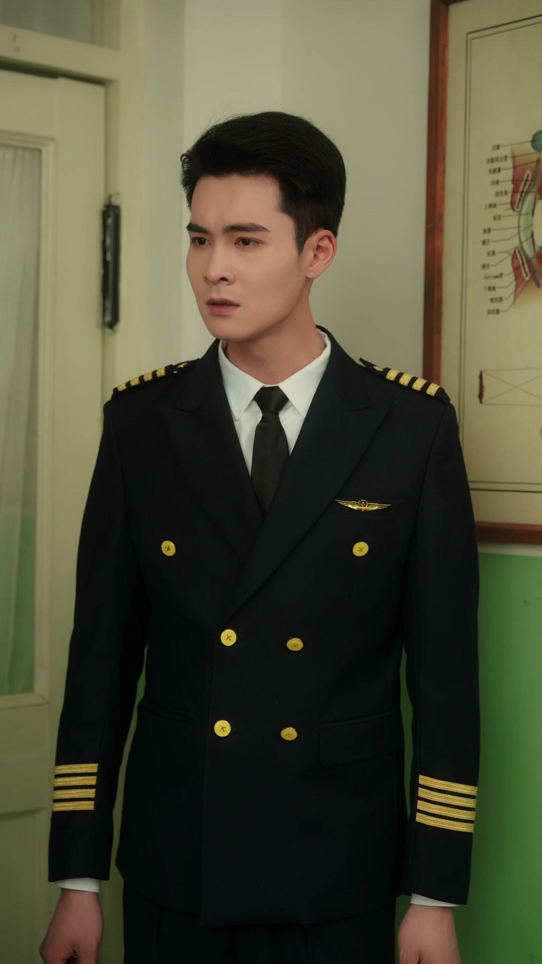 Mekar di Tengah Badai