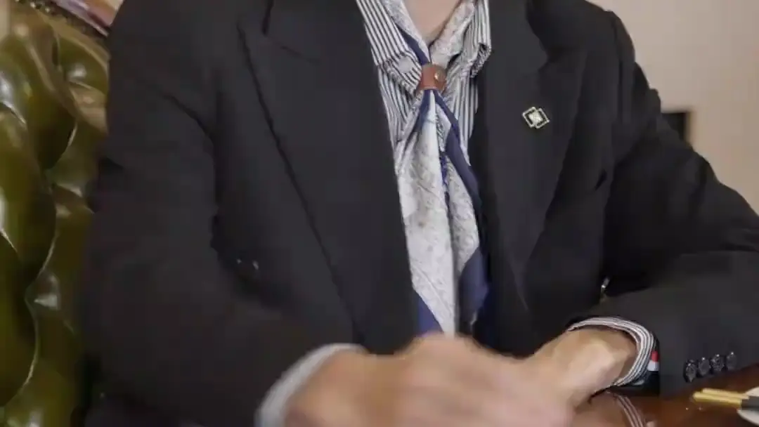 (Doublage) MA FEMME, LA PDG : Le dîner où tout bascule