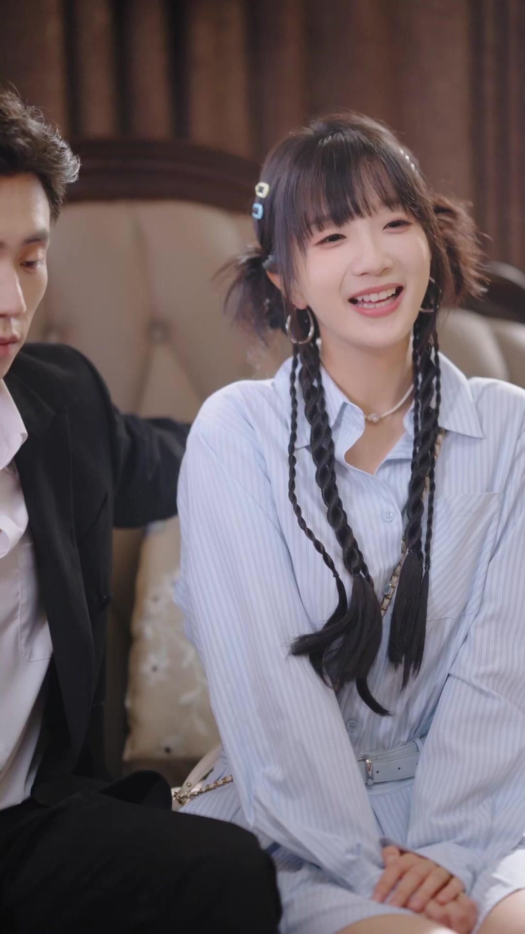 O Marido Grudento que Helena Encontrou