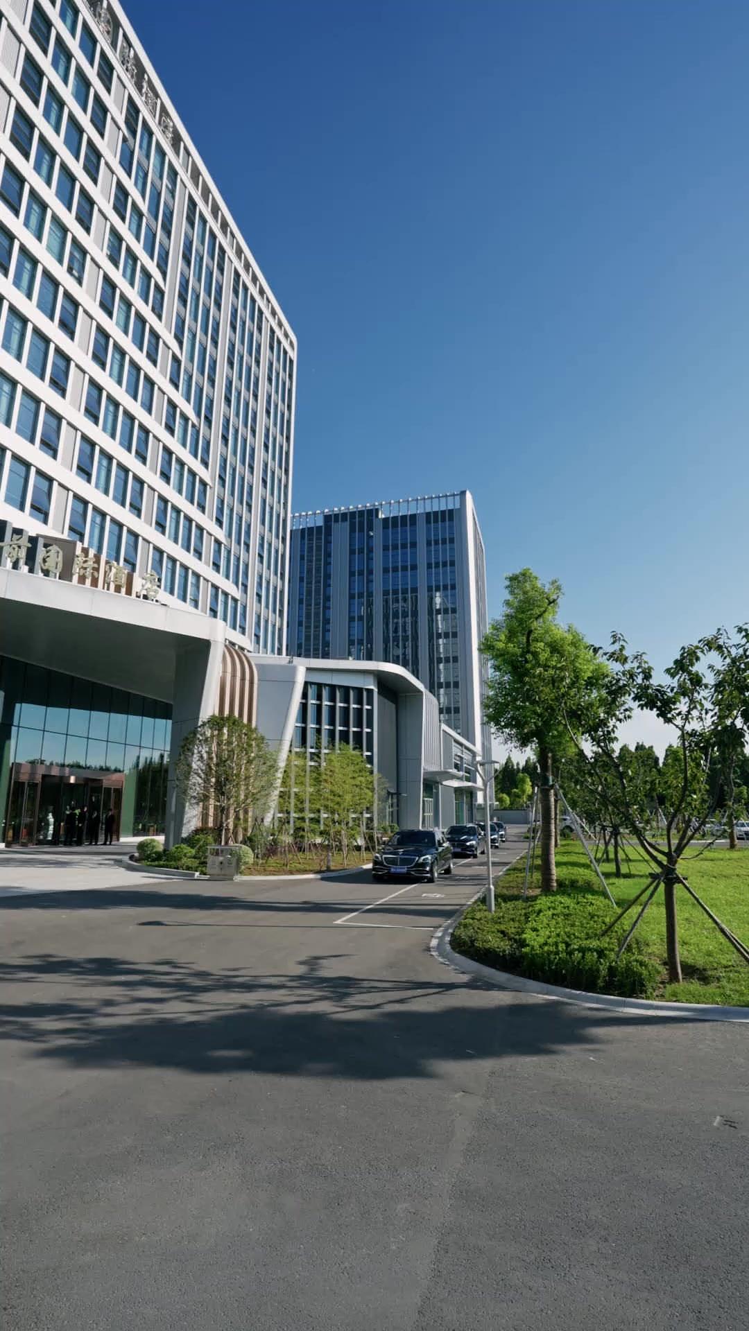 Dia Bukan Orang Biasa