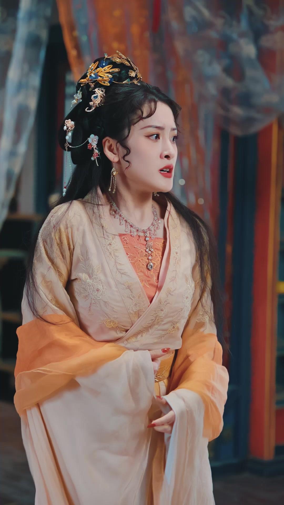 Ibuku dayang, Aku Kaisar