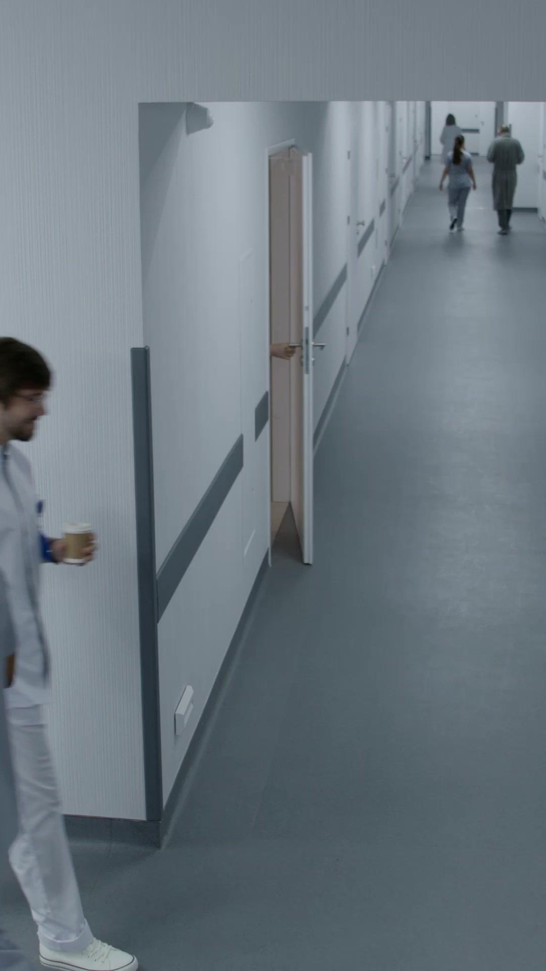 A Empregada Secreta do Chefe da Máfia