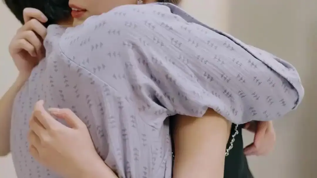 Lovers or Siblings: When a Hug Feels Like a Confession