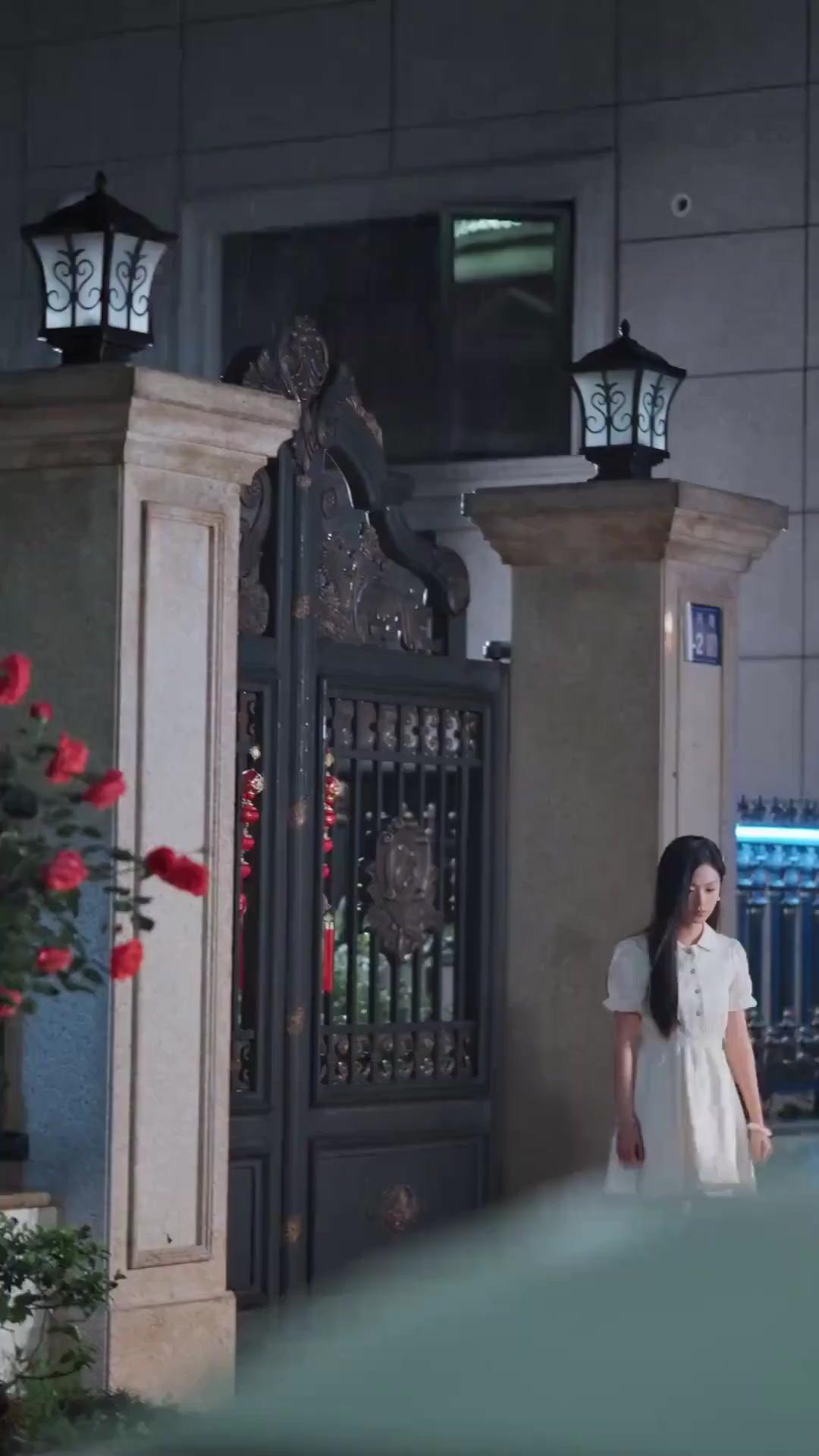 (Sulih suara)Ketika Dunia Menolakku, Kau Memelukku