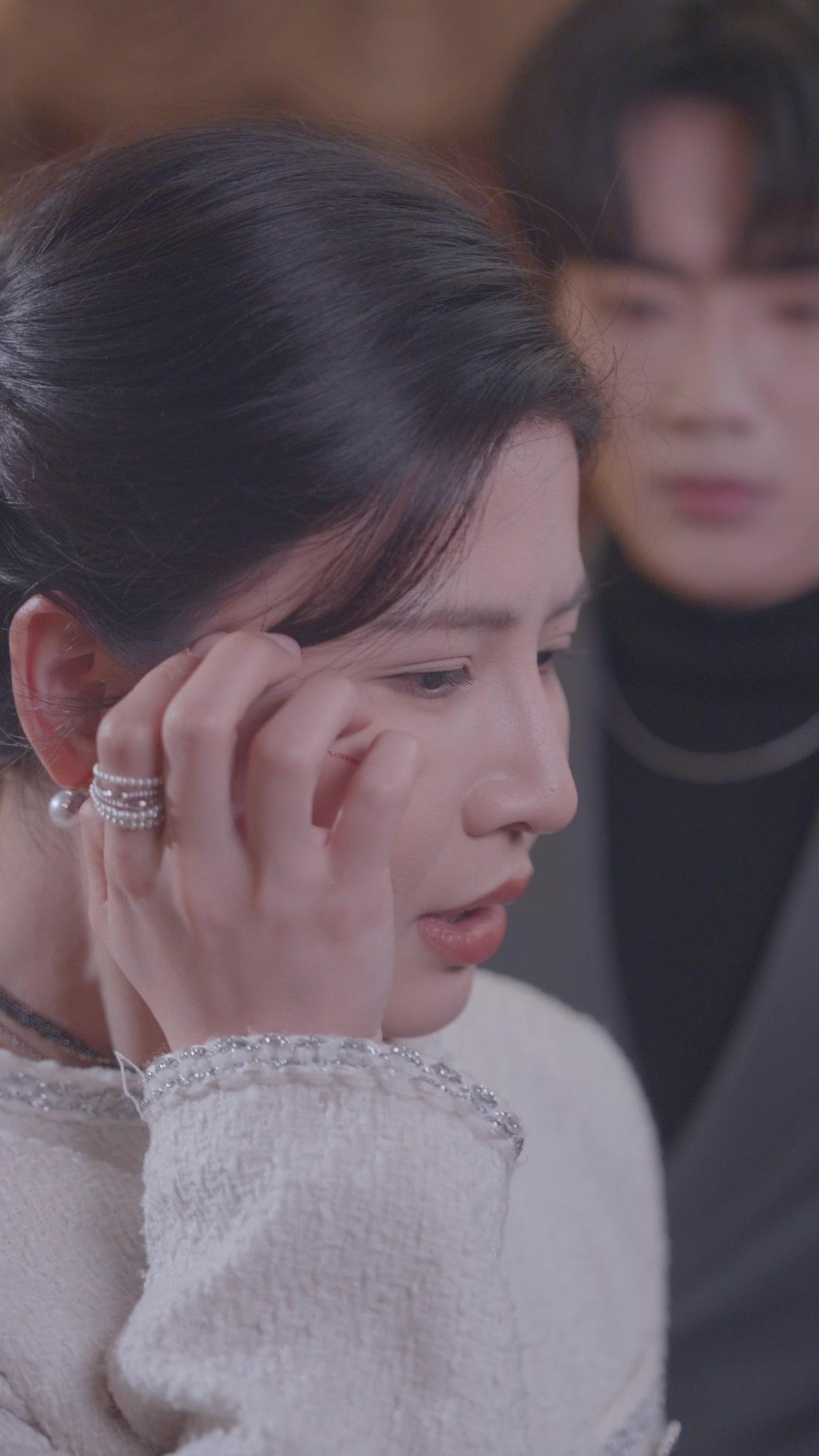 Cinta Terluka, Tak Bisa Bersatu