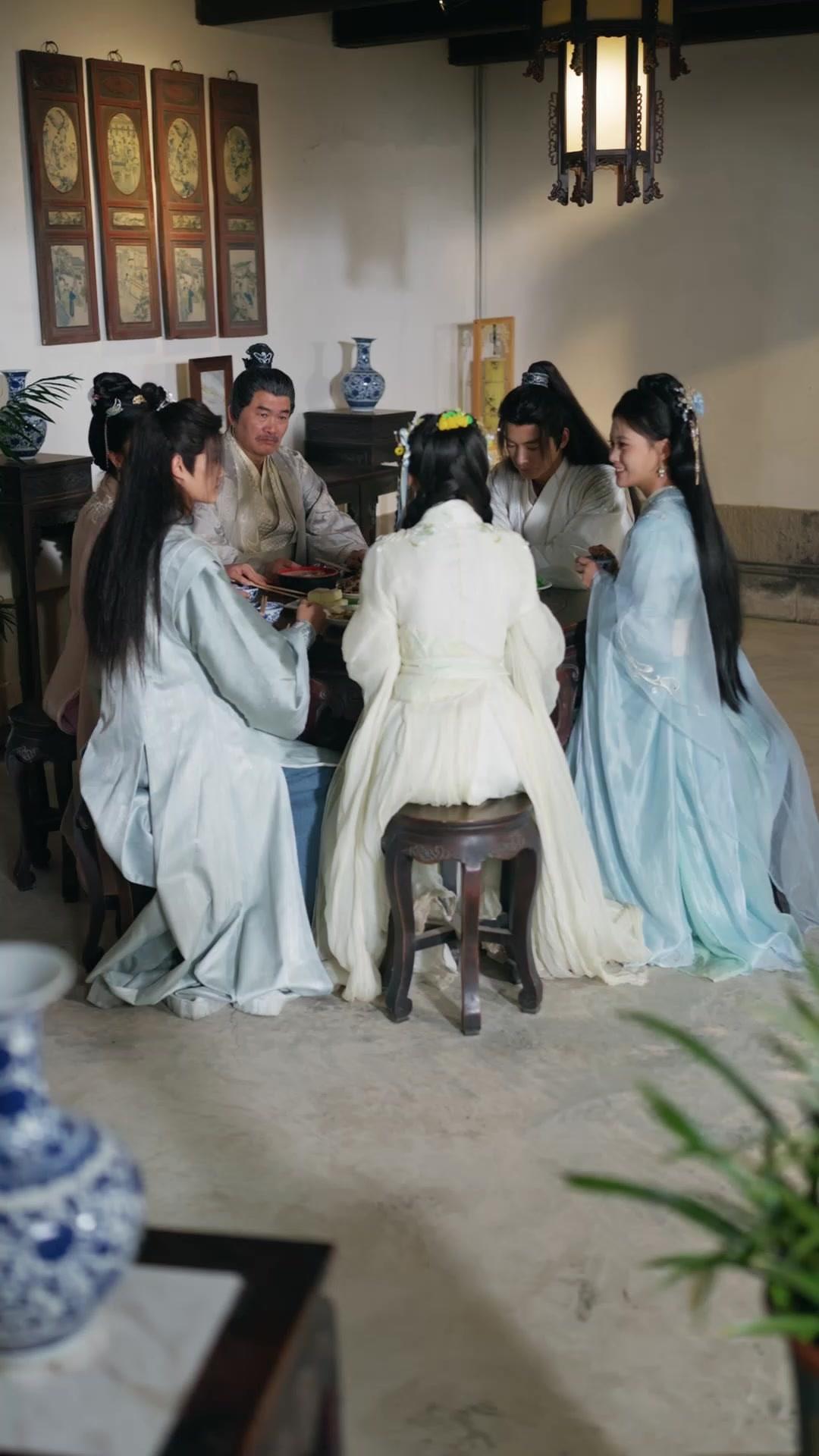 若様が天才過ぎて困ってます