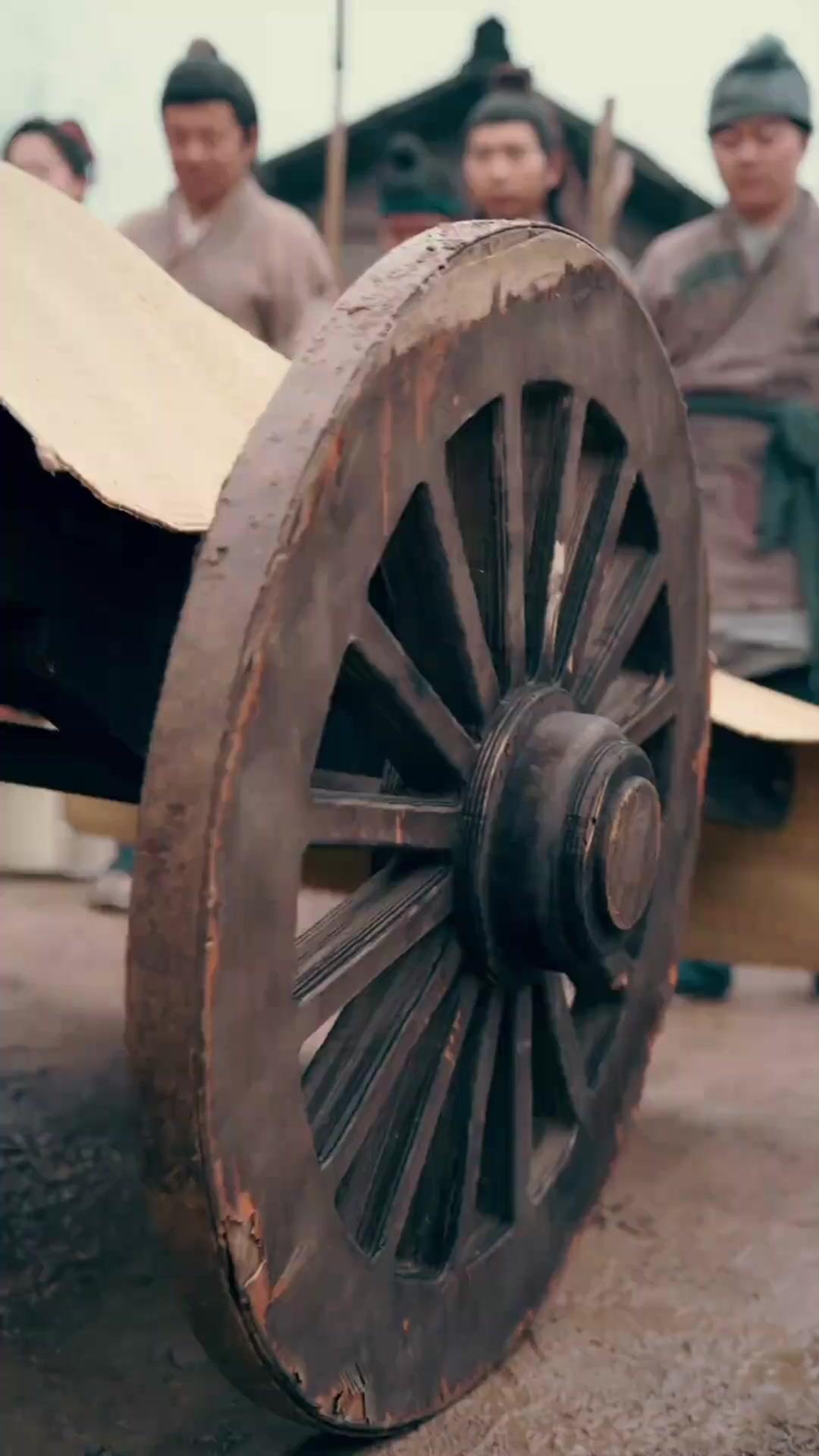 หัวหน้าค่ายภูเขาได้ผัวท่านอ๋อง