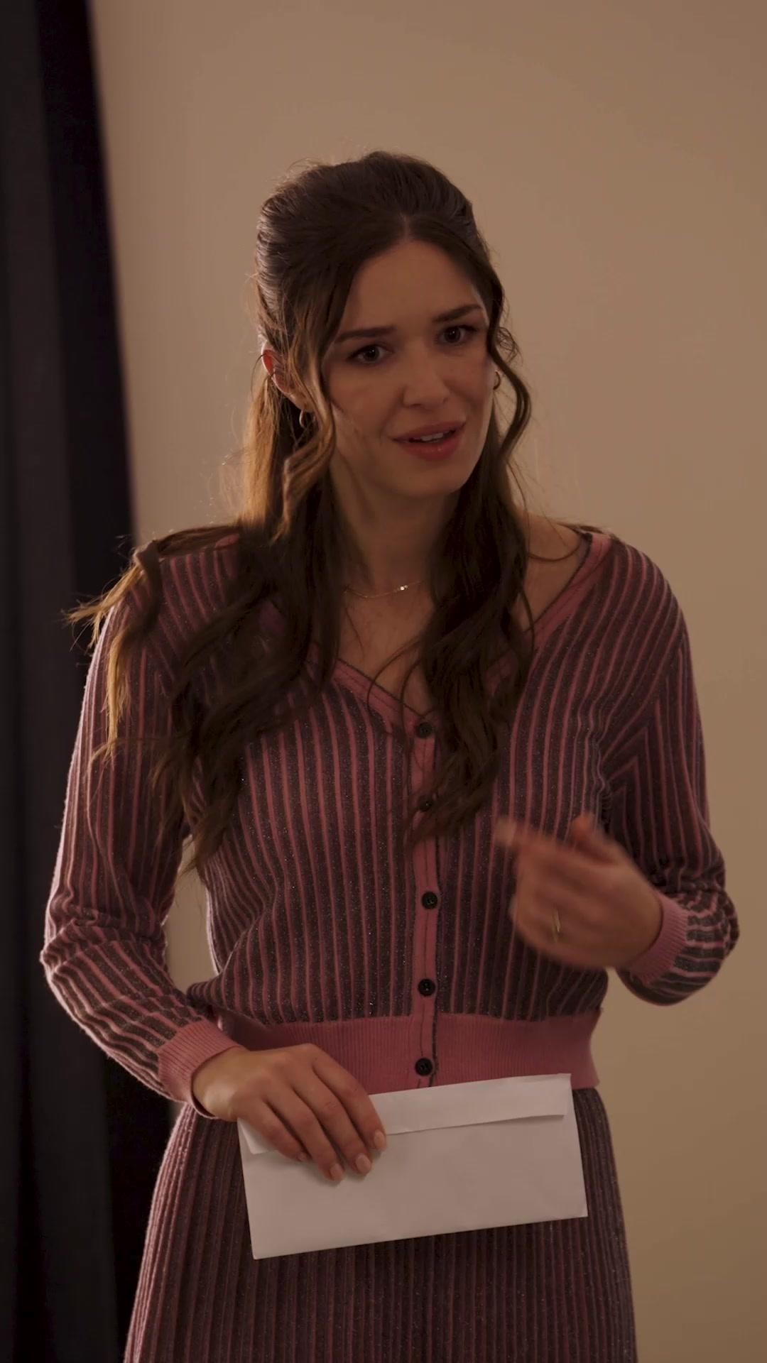 Strikes Back of Desperate Wife