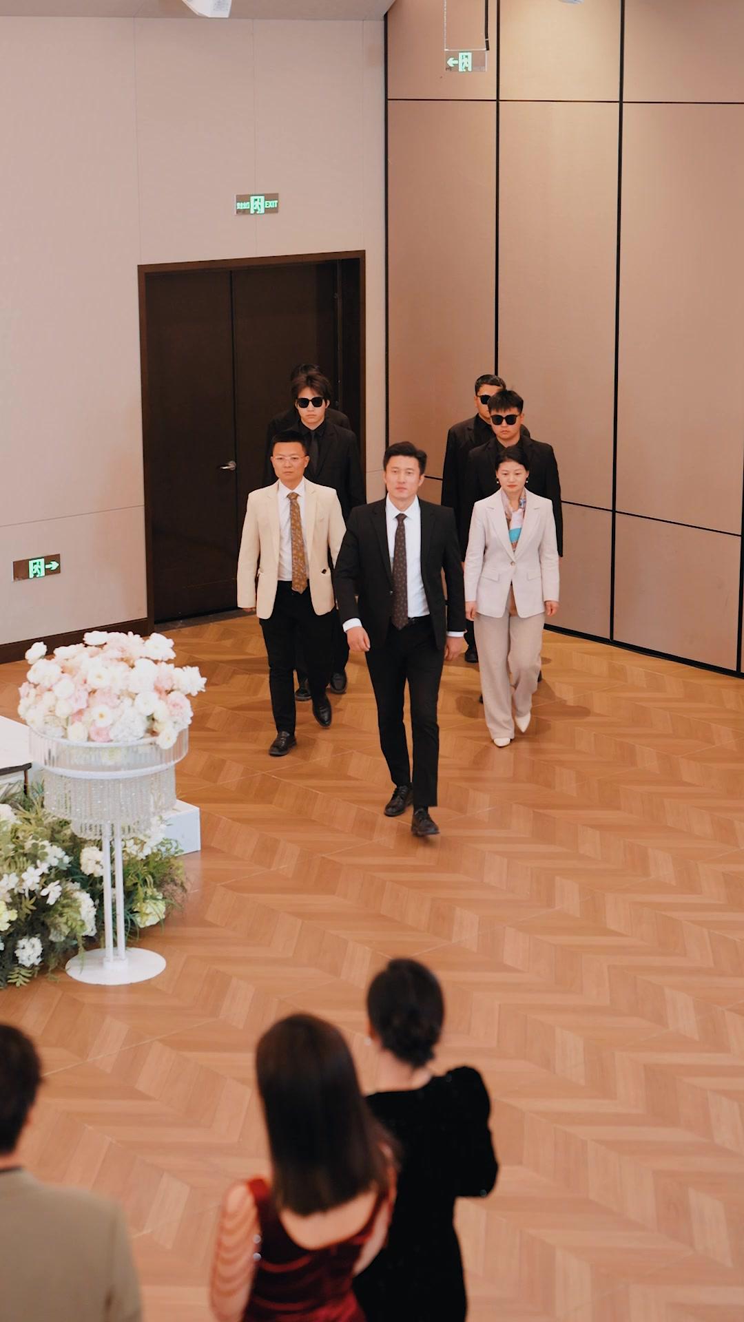 Divorcing Me? I'm Actually a Billionaire!