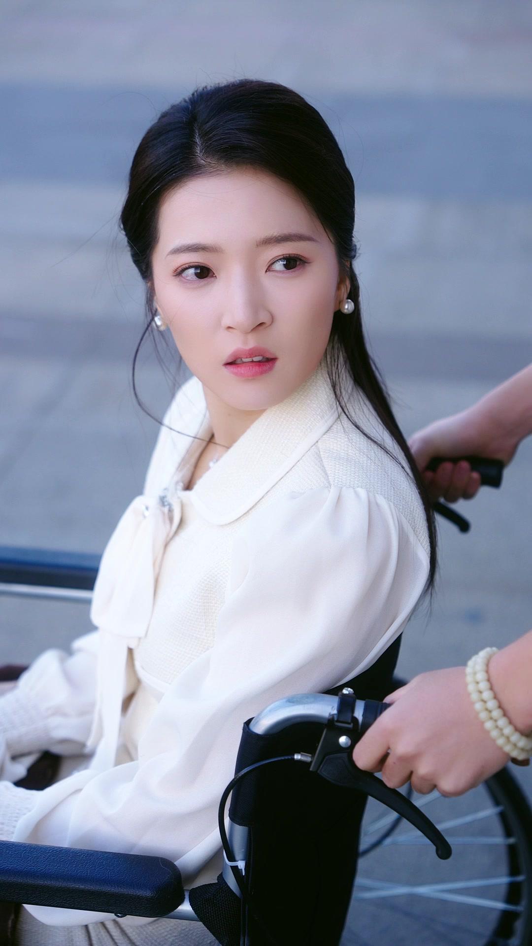 Fall for Me, Boss Lady!