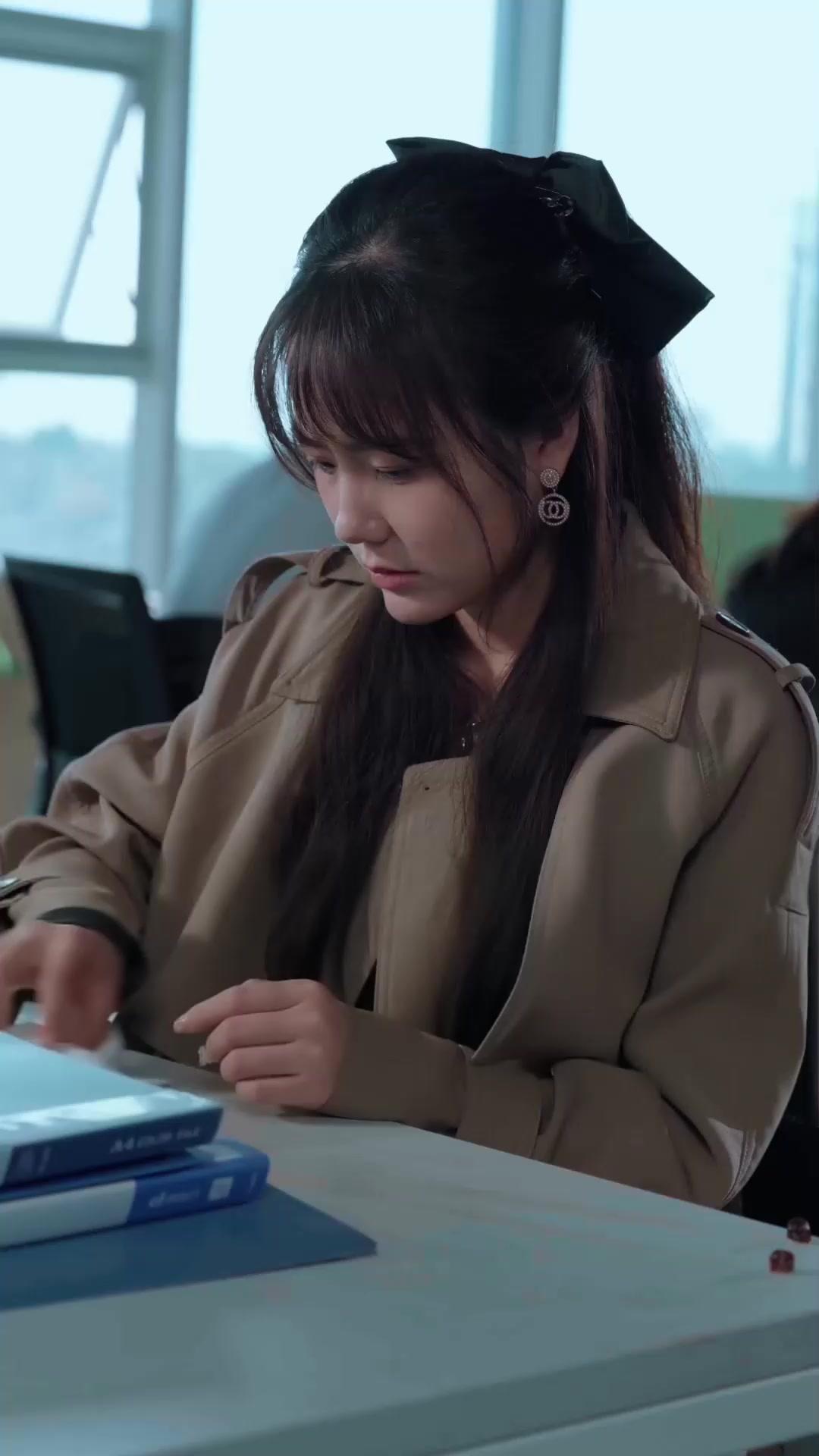 Tras la máscara del amor