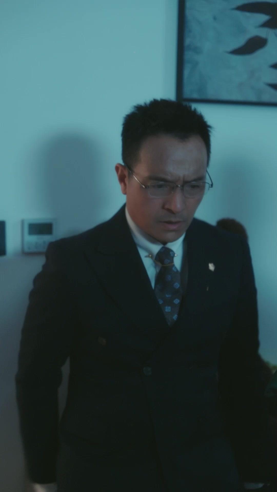 (Dubbed)She Slept, They Wept