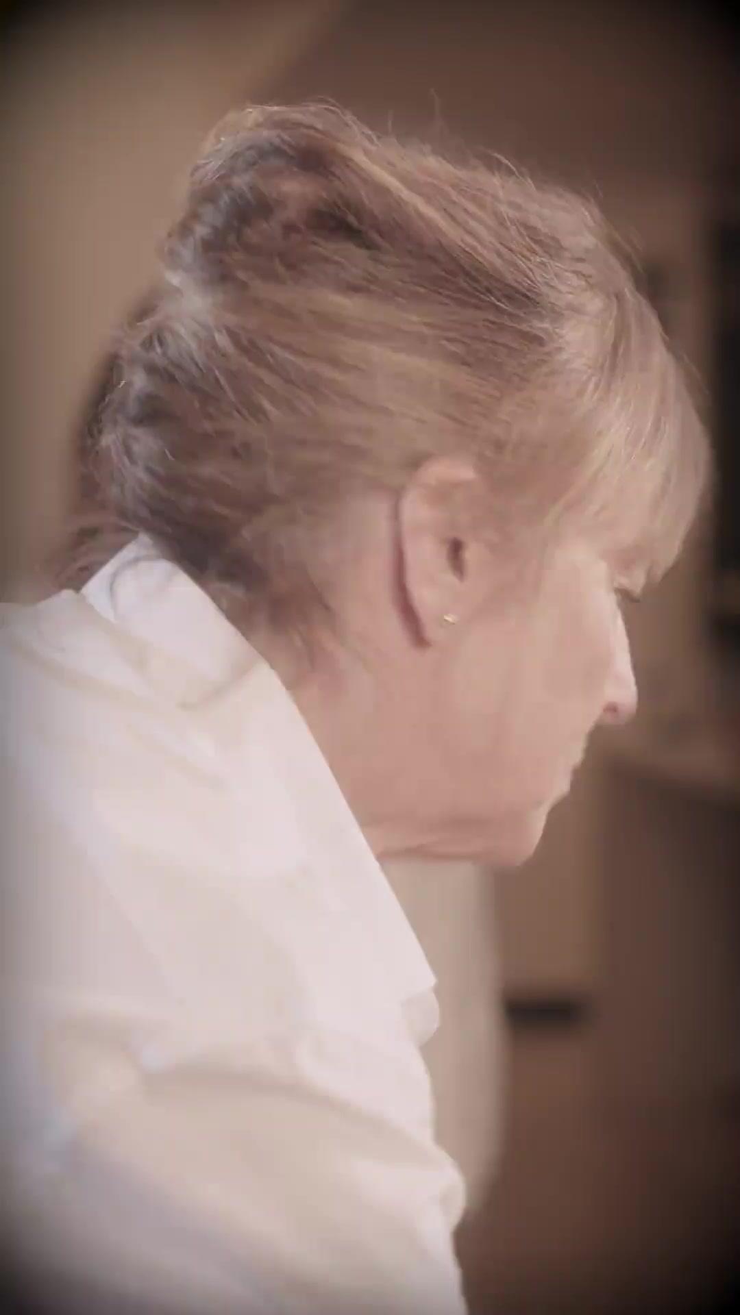 (Doblado) Se arrepintieron, pero ya fui congelada