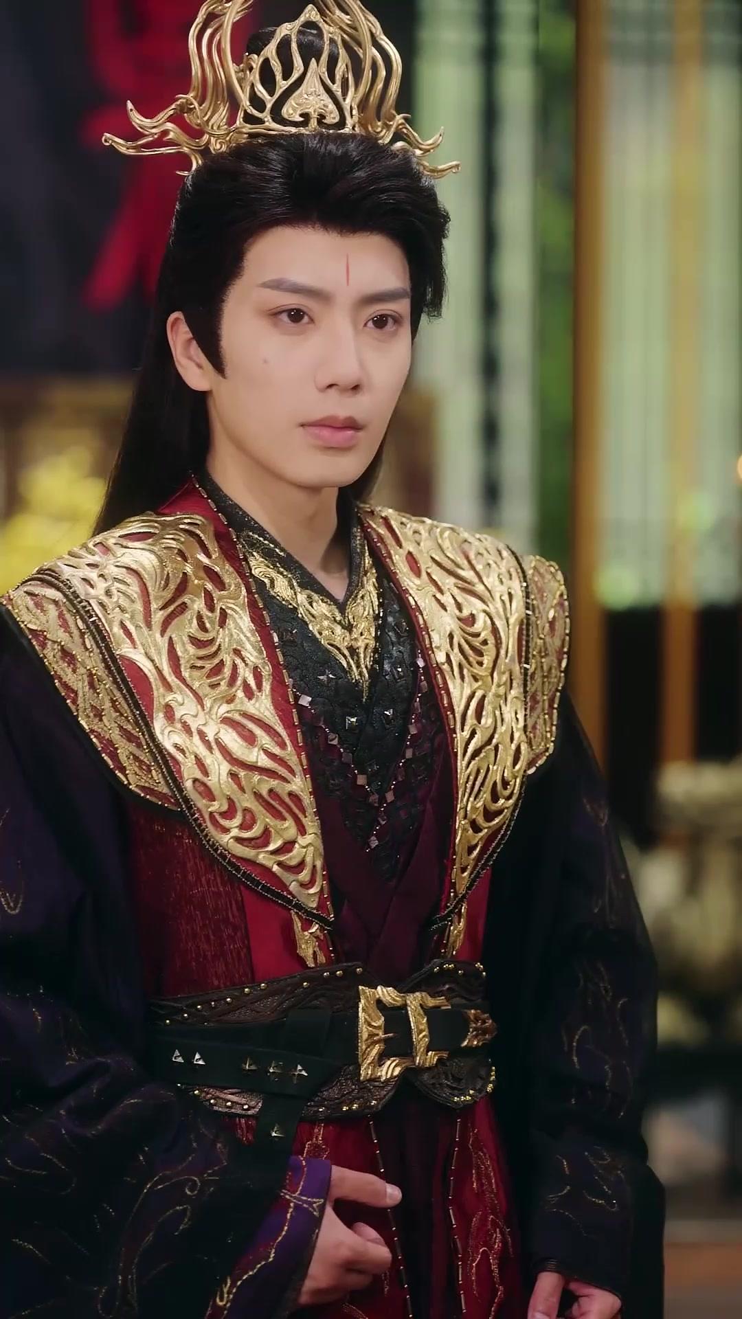 Sonho Escamoso Entre Nuvens