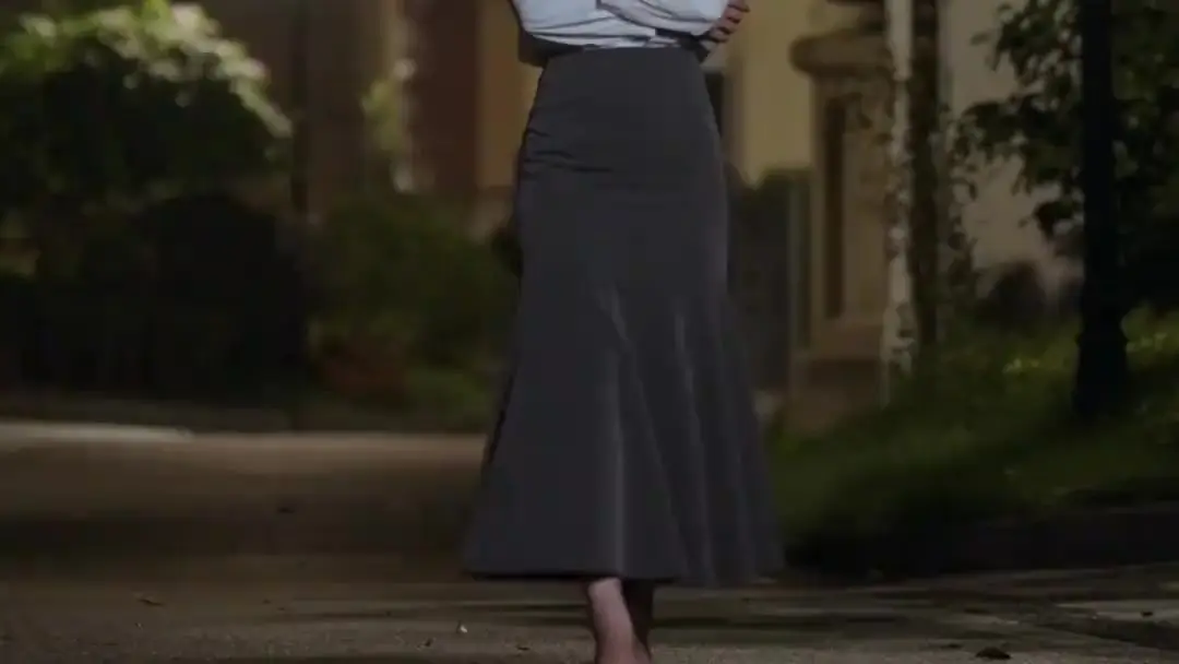 Reborn, I Captured My Ex's Uncle: When the Rescue Feels Like a Trap