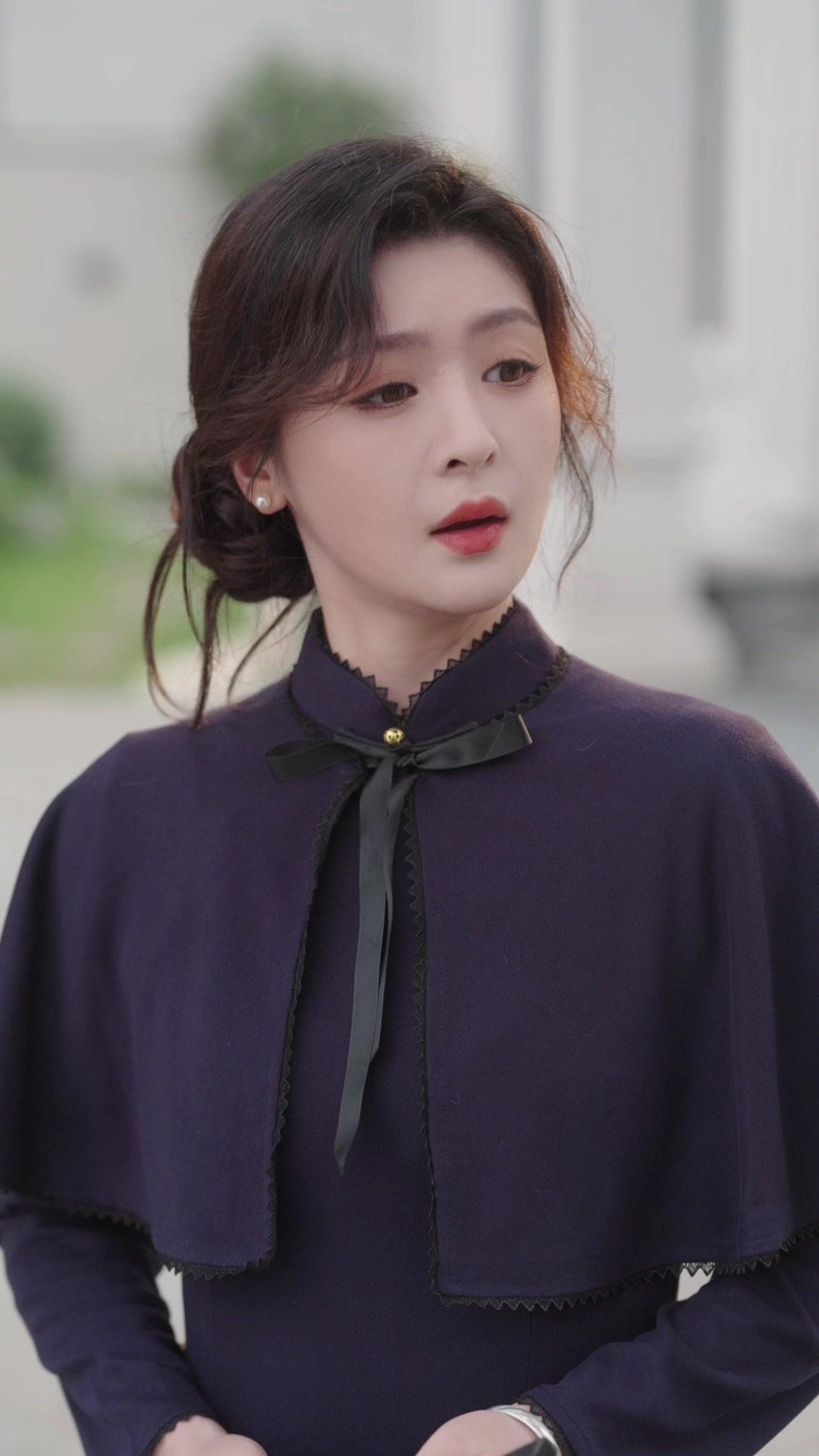 Jiwaku Jenderal, Tubuhku Istri CEO