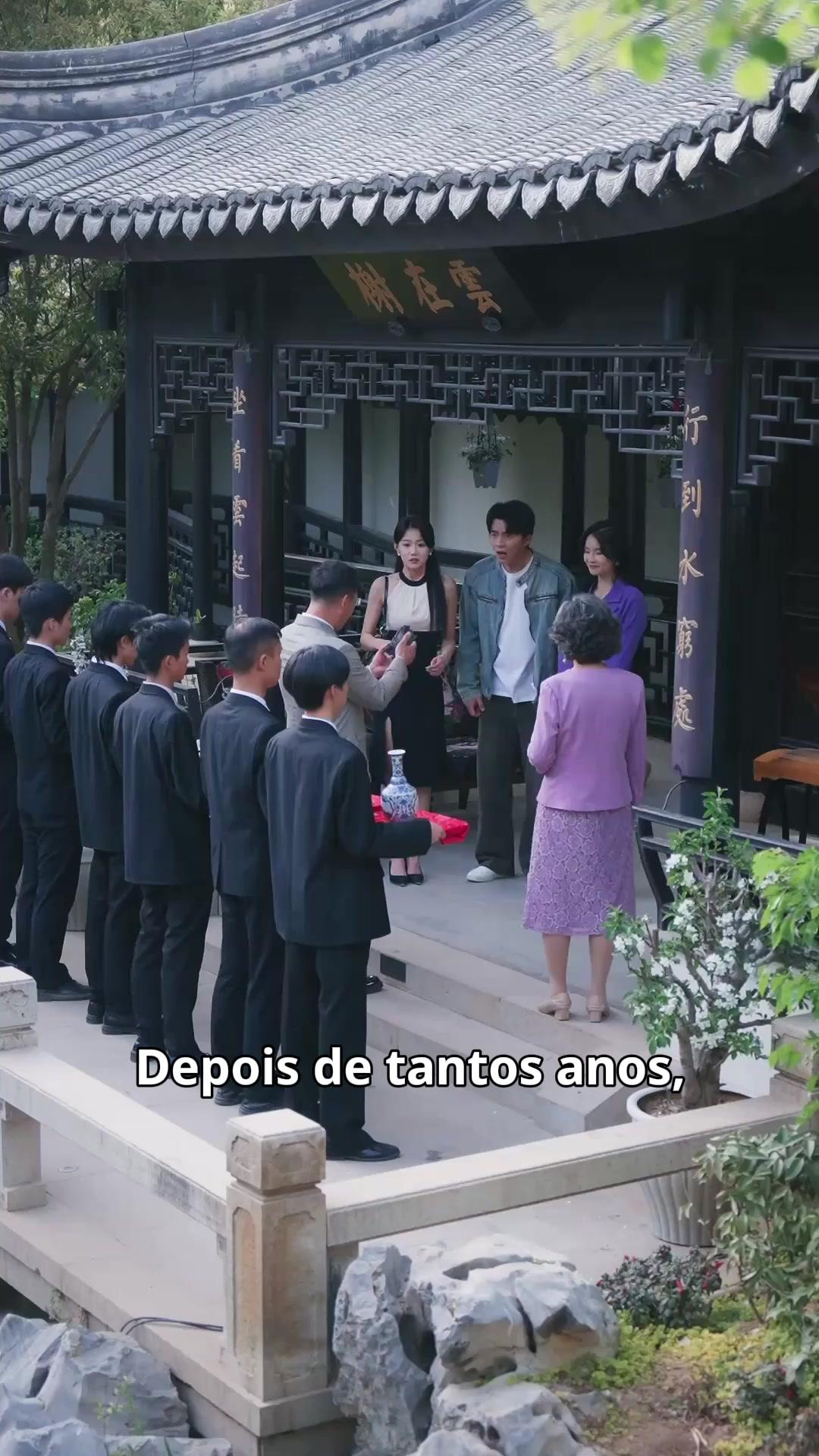 (Dublagem)O Herdeiro e Sua Deusa Apegada