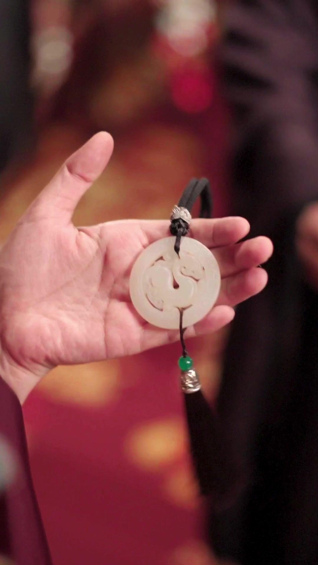 Kekuatan Ajaib Anak Angkatku