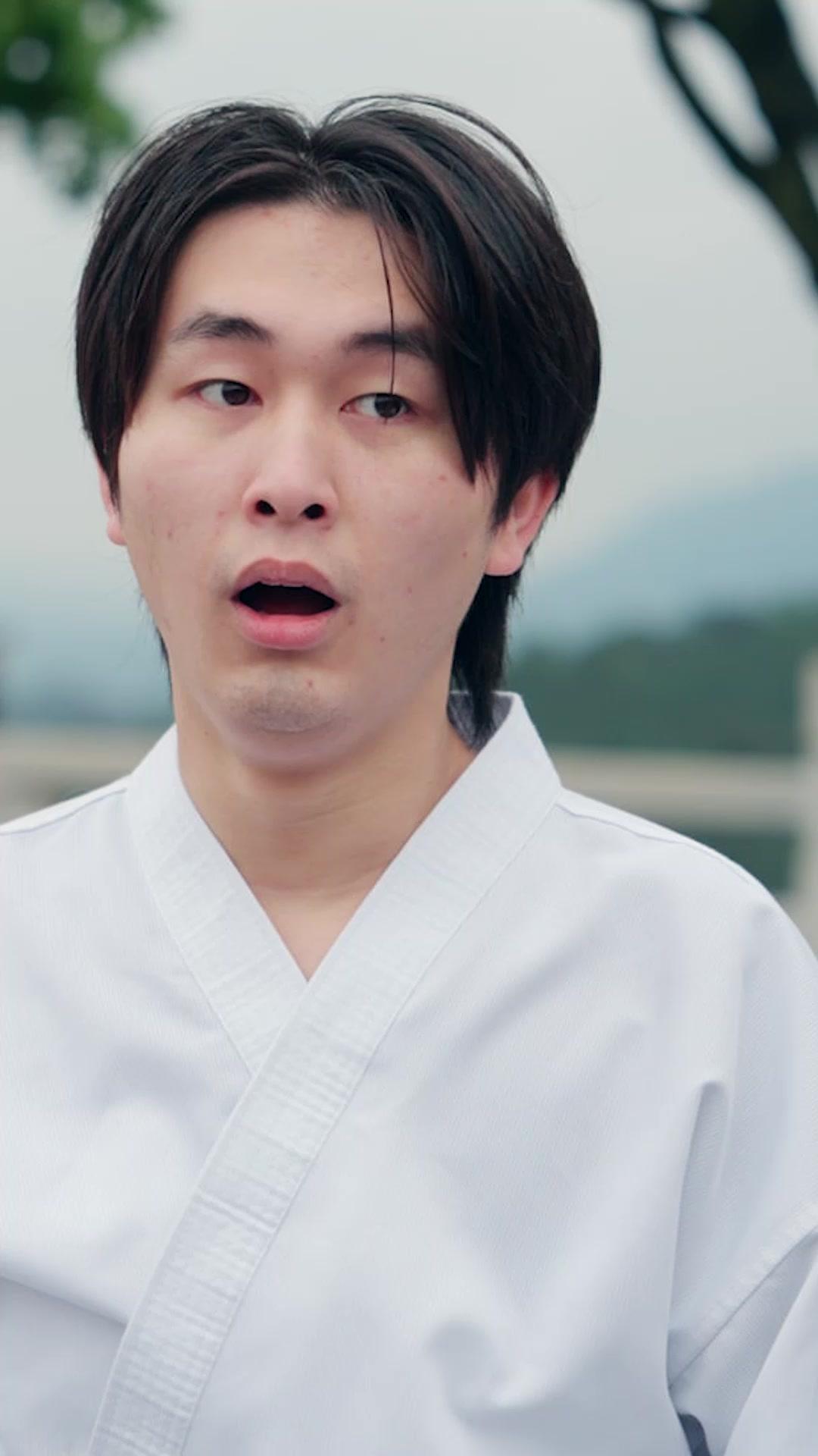 Iblis Topeng Misterius