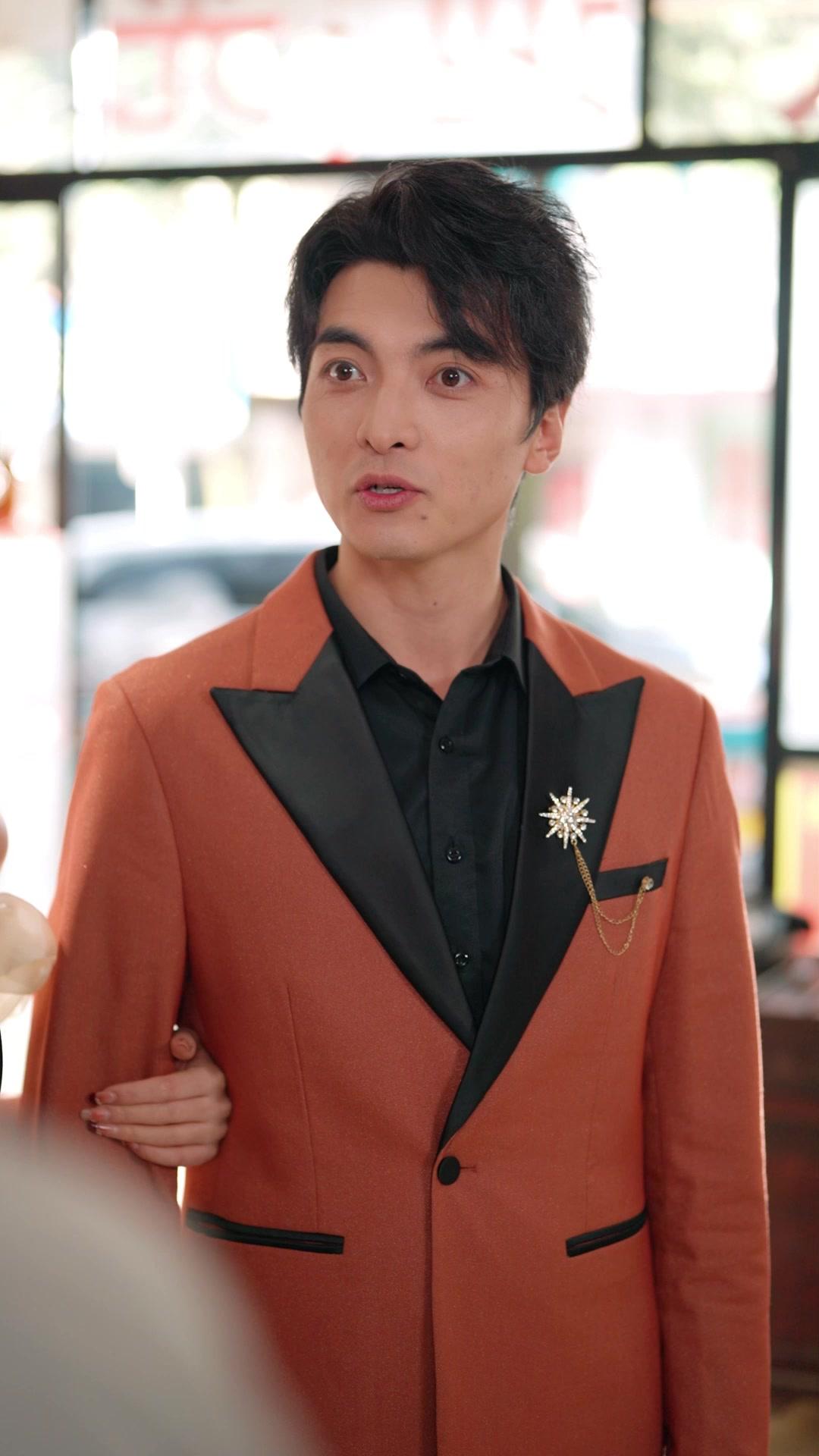 Time Travel: Her Majesty’s MVP!