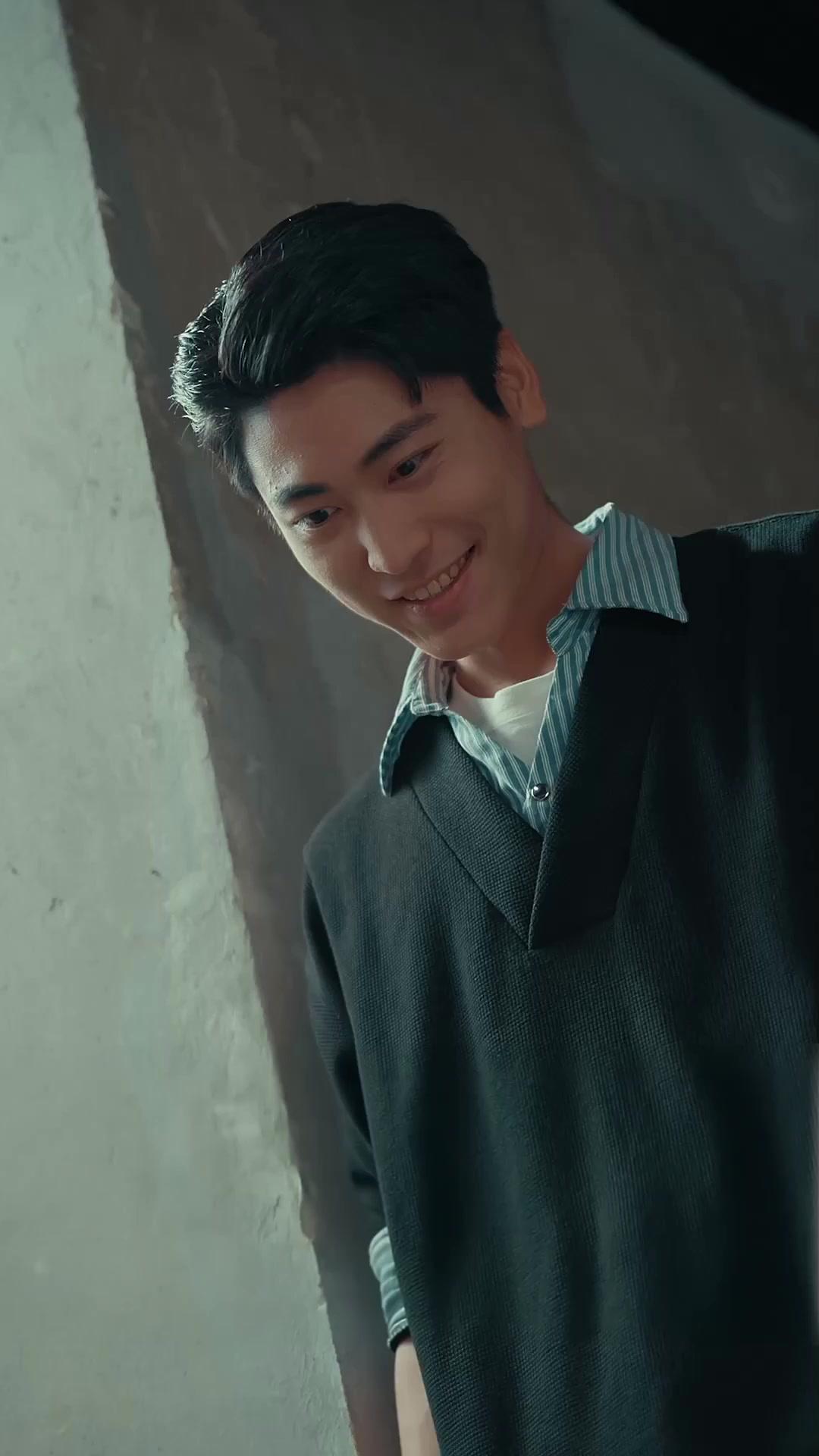  لدي عين الثروة