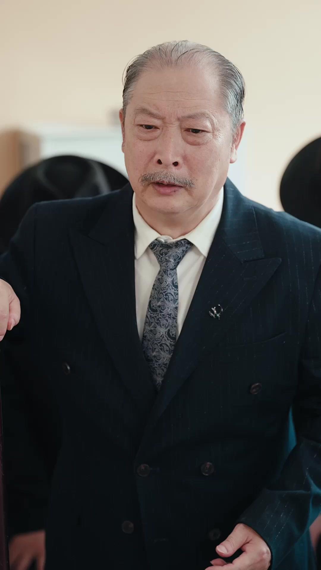 مودة القمر، شوق أبدي