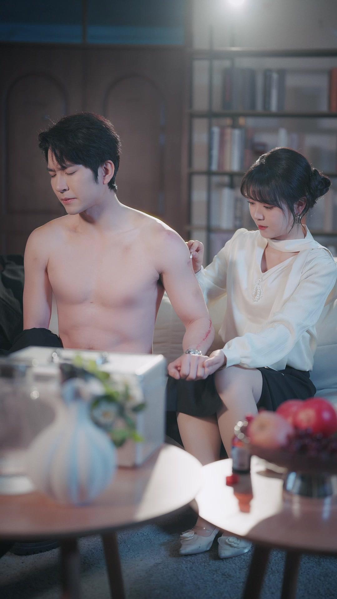 追放令嬢の売身契約