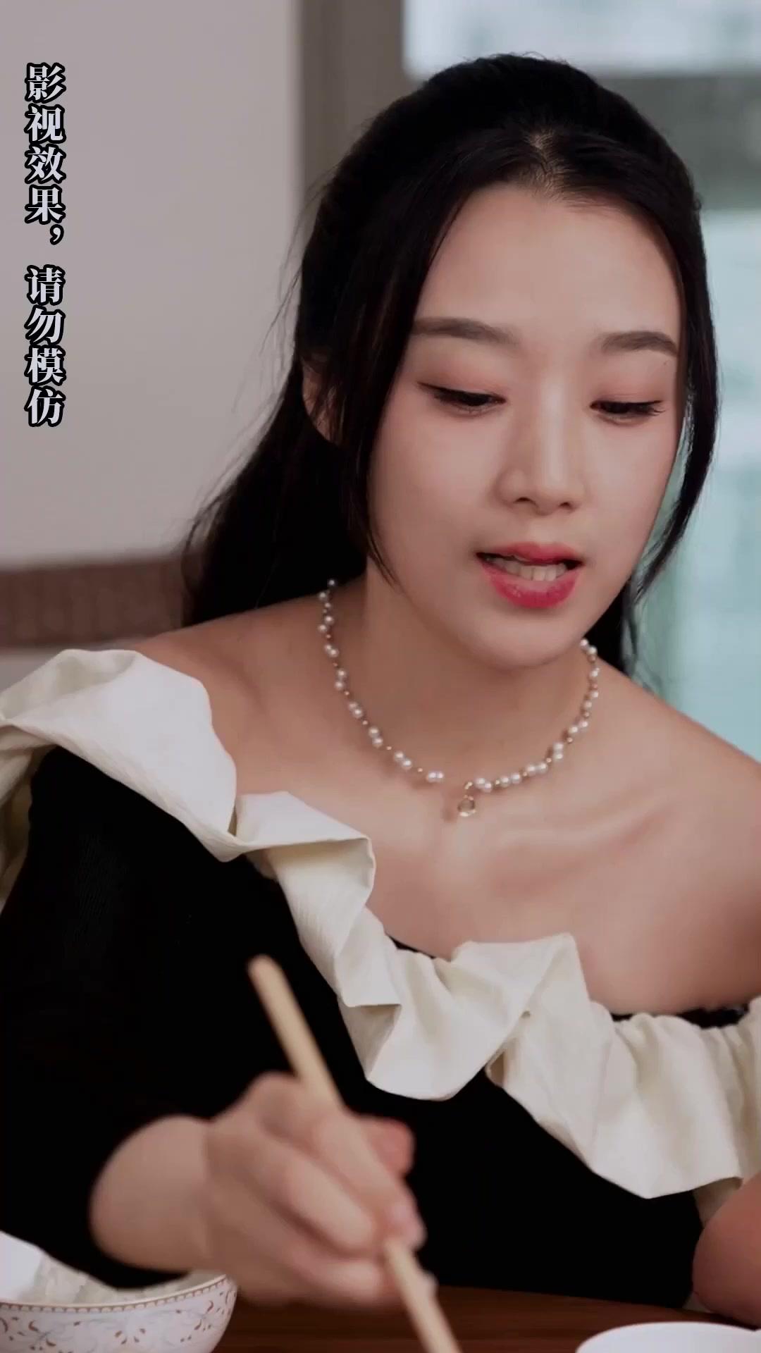 The Heiress and the Cold Billionaire