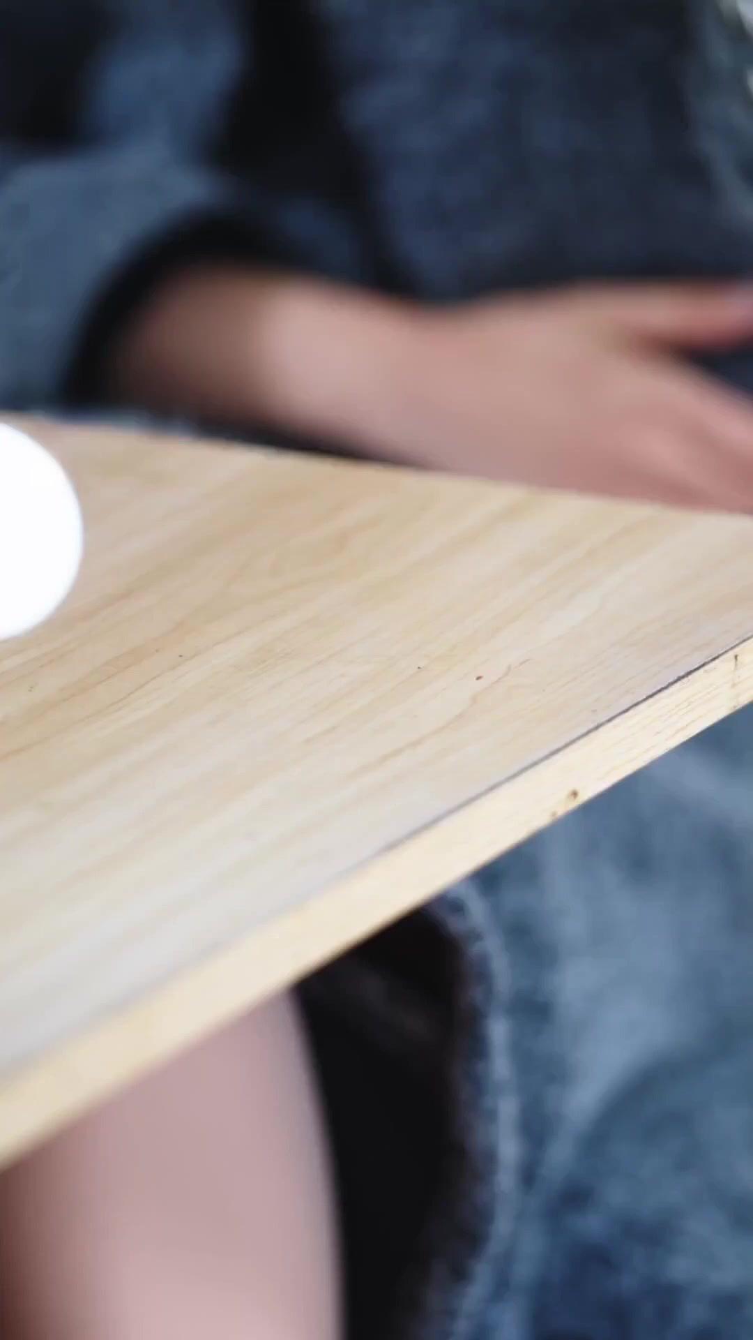 À TRAVERS LES ÉPREUVES