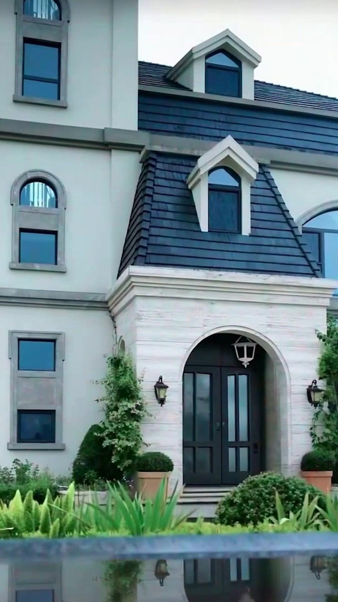 Devuelvan todo en la noche de luna llena