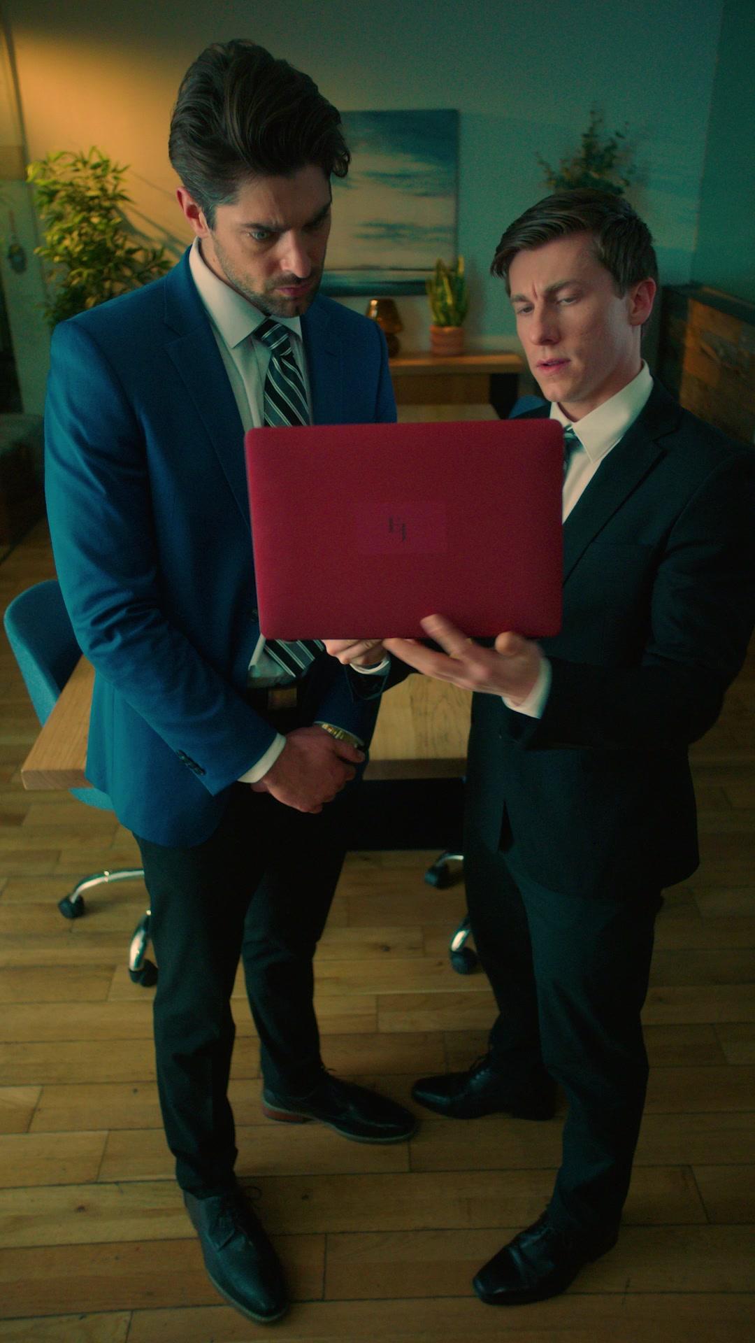  Accidentally Pregnant, Forever Spoiled