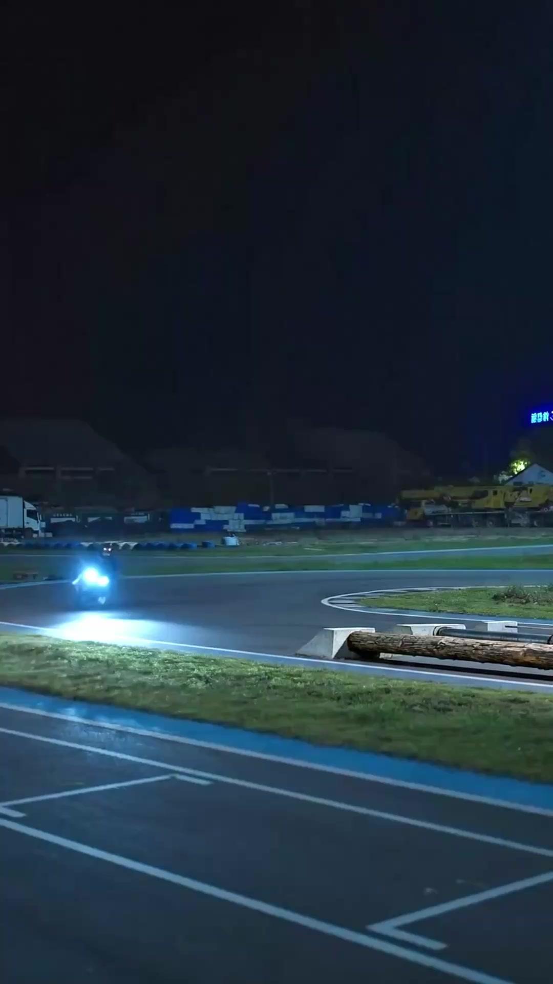 La repartidora imbatible