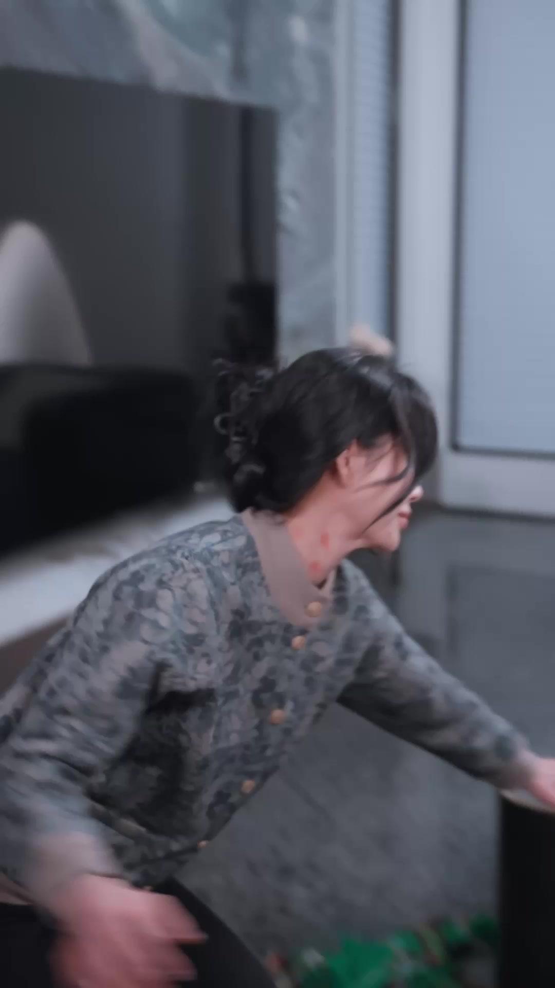 Topeng Palsu Keluarga