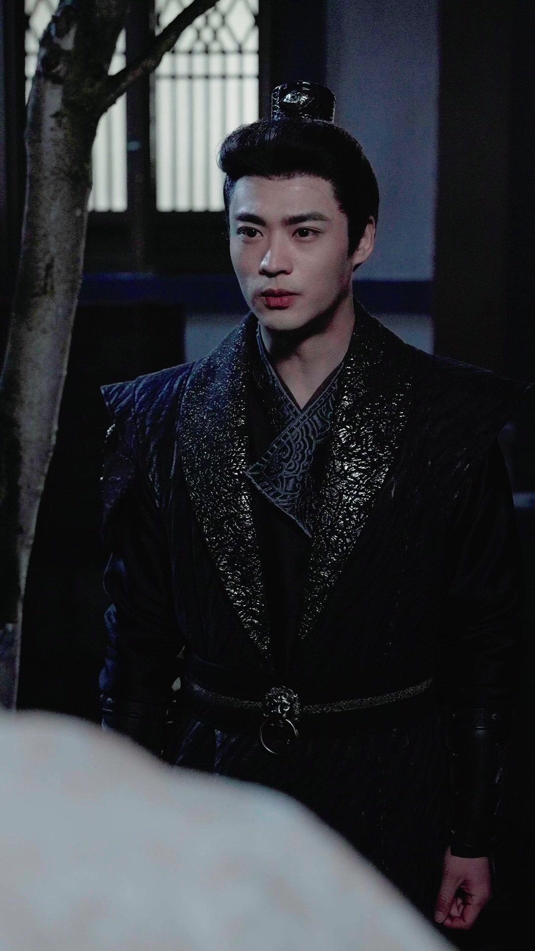 RENAÎTRE ET DEVENIR IMPÉRATRICE