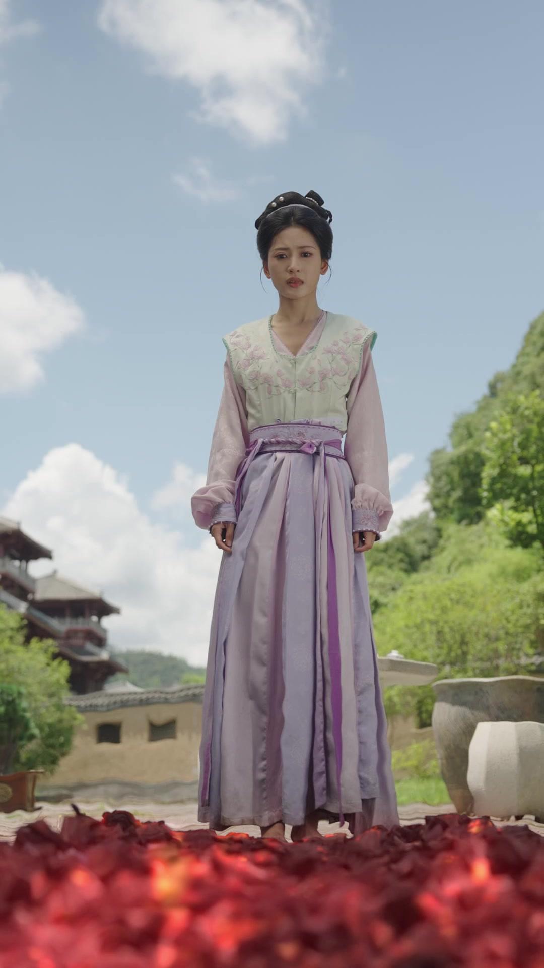 Who's the Real Queen?