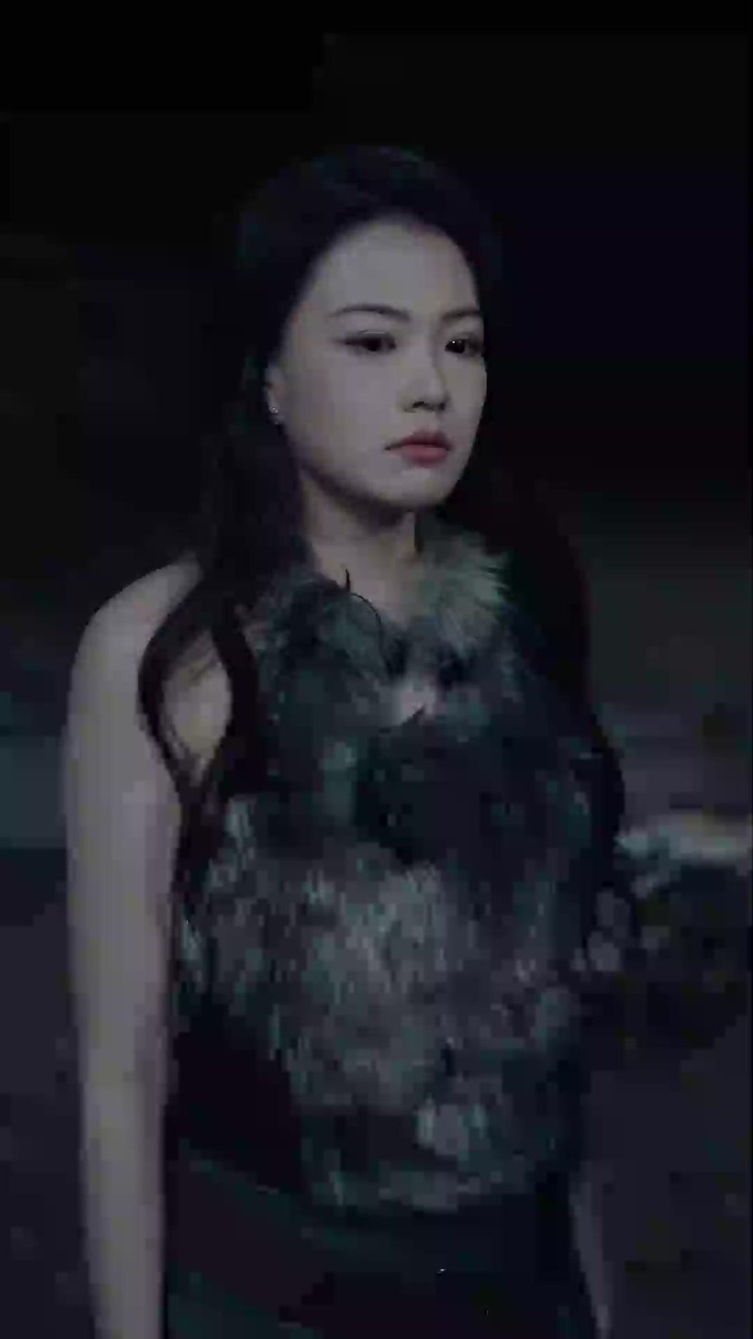 (พากย์เสียง)งูเหลือมยักษ์มาแล้ว