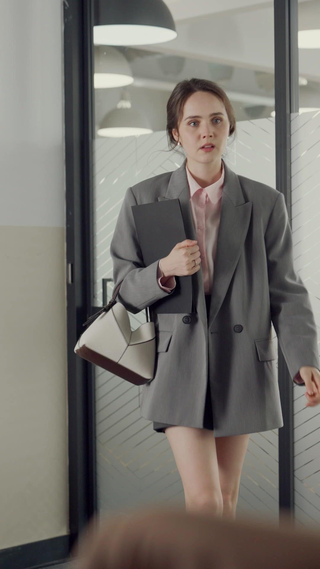 Oops! I Accidentally Married the CEO