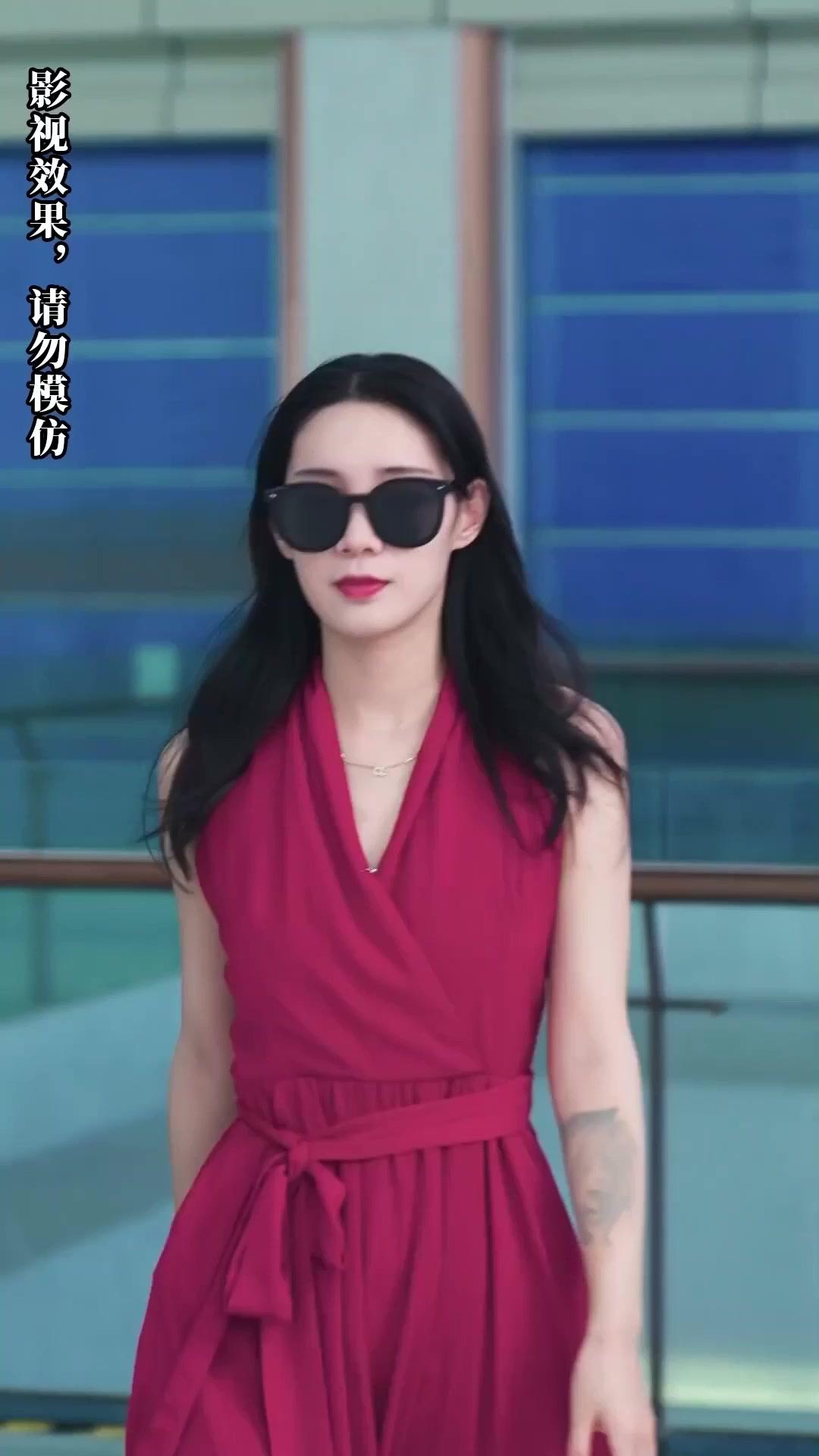 The Heiress and the Cold Billionaire