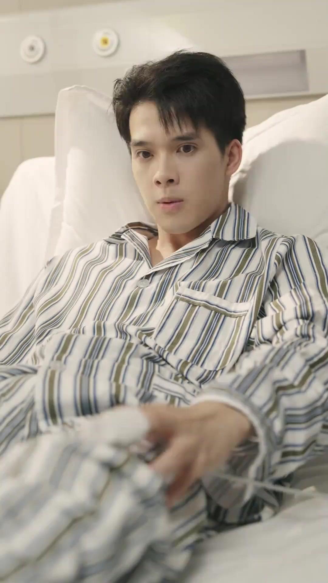 (Dublagem)Da Sombra à Rainha