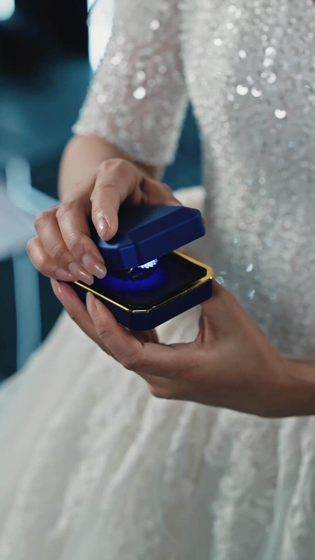 Cinta Pengantin Baru Yang Terhalang