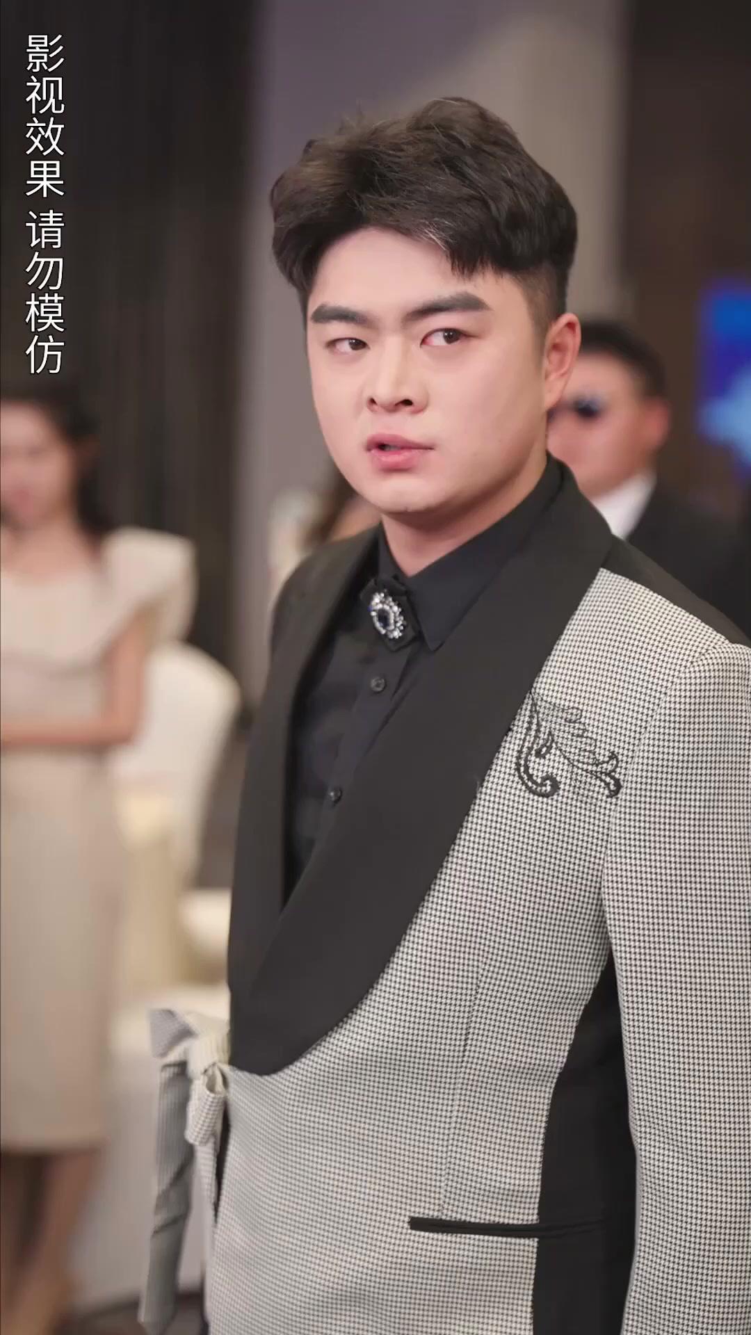 La esposa con doble identidad