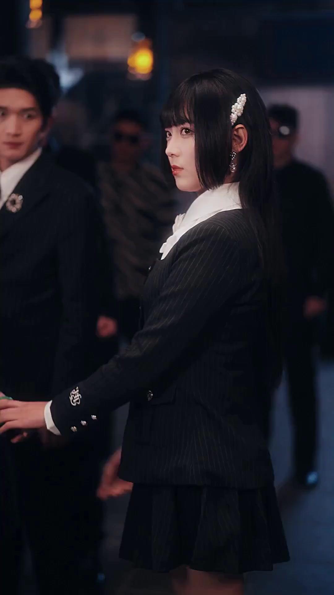 (Doblado) La inútil invencible