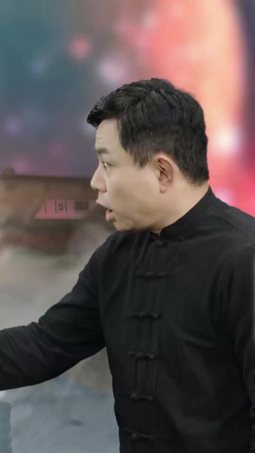 Dewa yang Tersegel Ingatannya