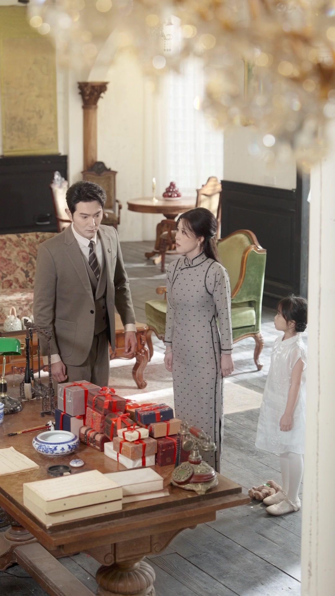 Entre cenizas, volvió por ella