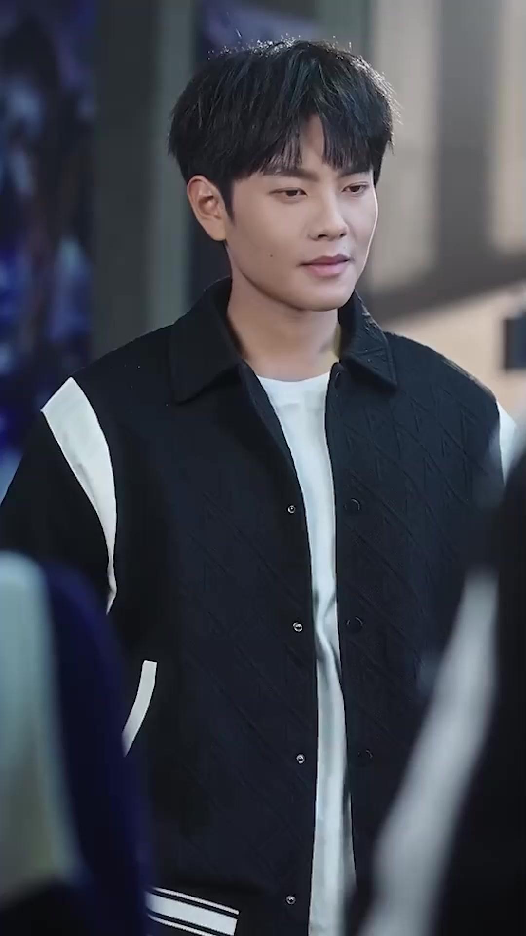 Meine Traumfrau verrät, dann beginnt eine andere Beziehung