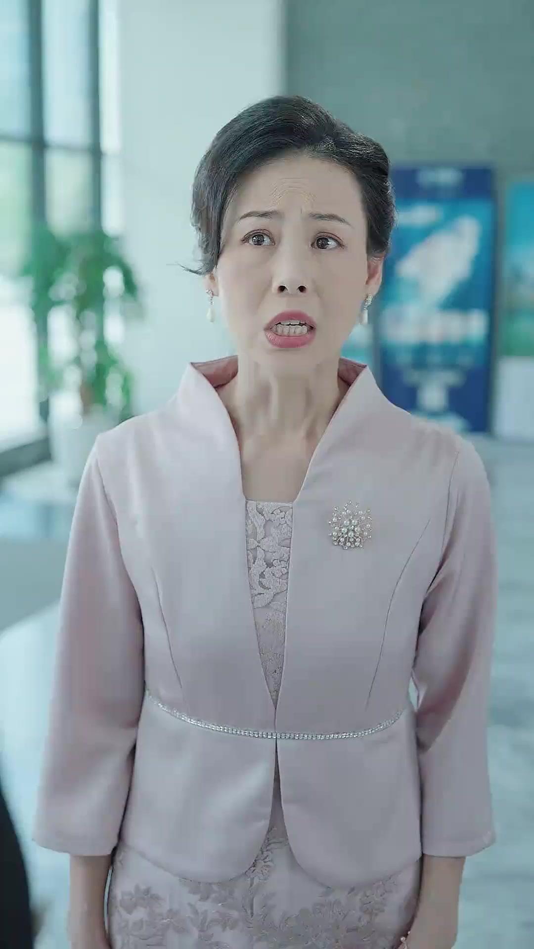 (Sulih suara)Cinta berubah menjadi benci