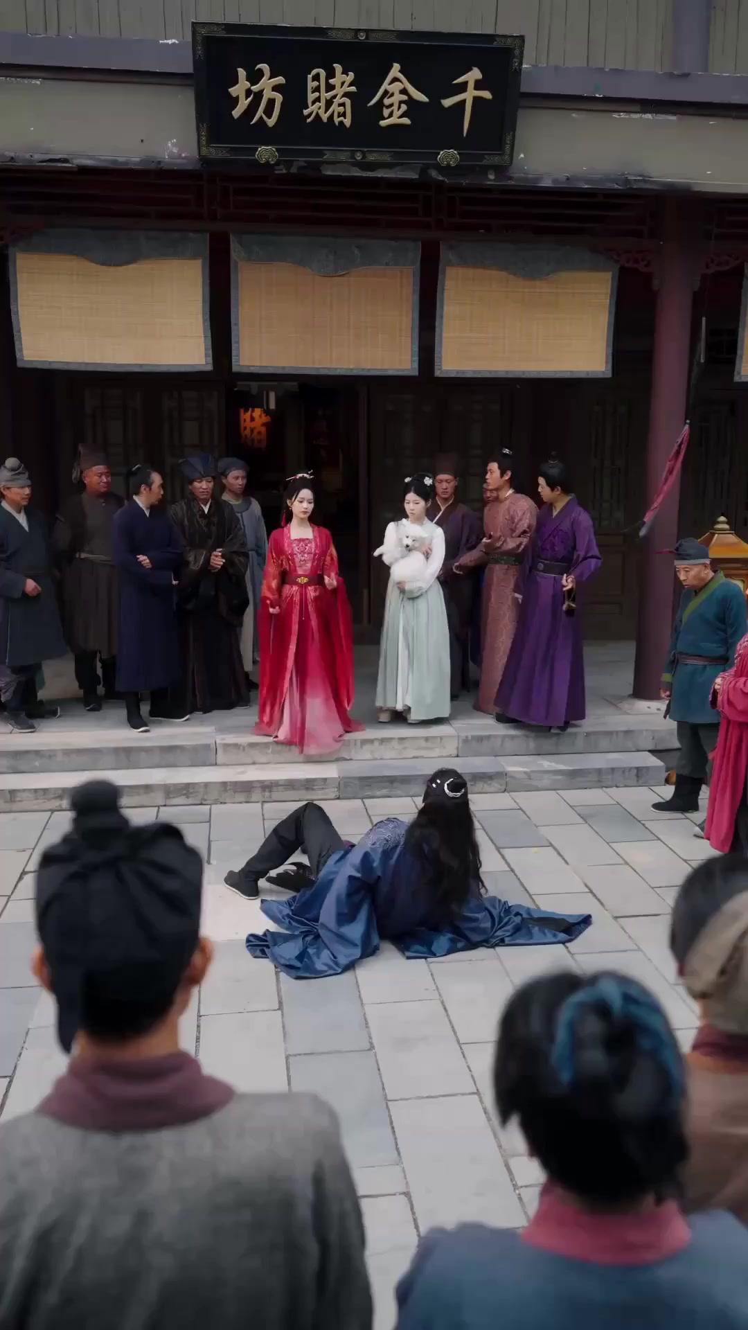 (พากย์เสียง) จากเหยื่อ สู่ผู้ล่าบัลลังก์