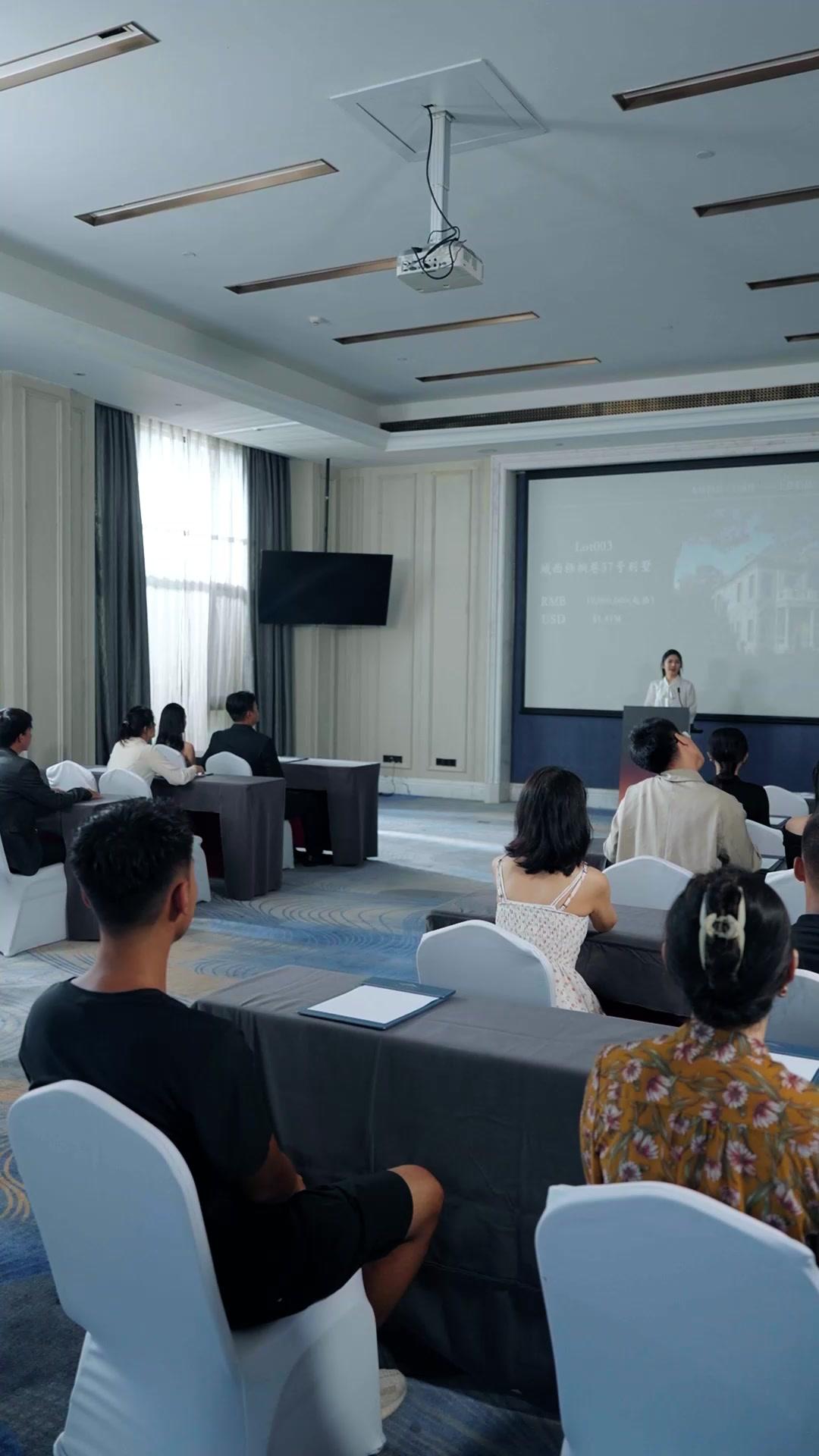 Ayah! Cepat Lindungi Istrimu!