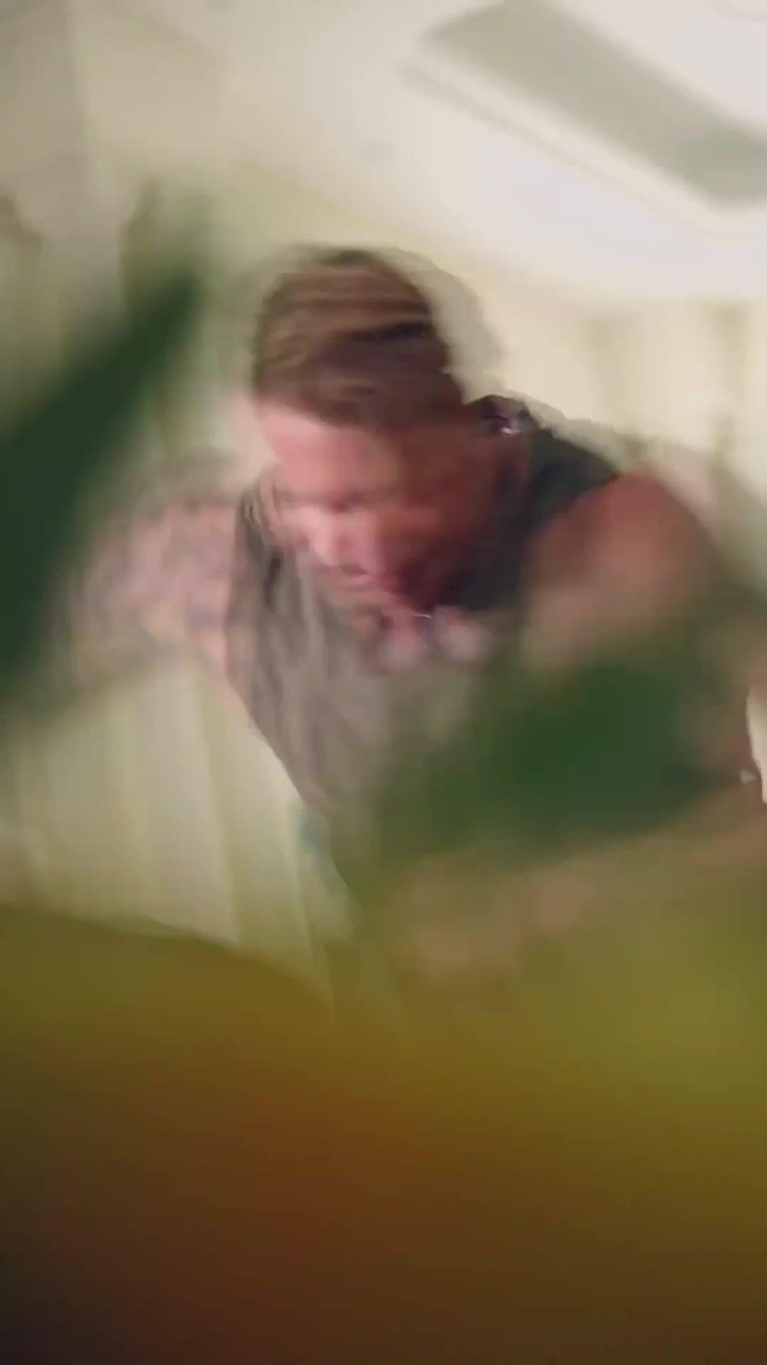 (Doblado) Los puños del engaño