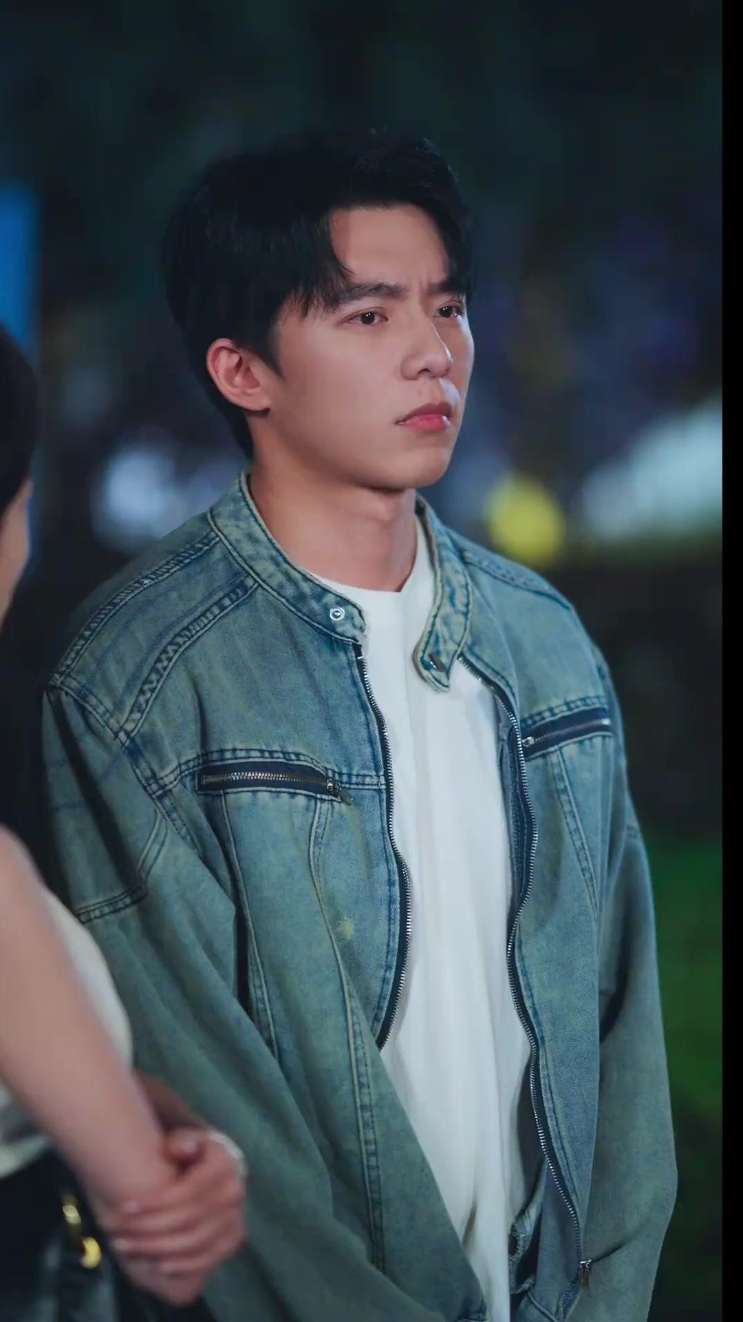 (Dublagem)O Herdeiro e Sua Deusa Apegada